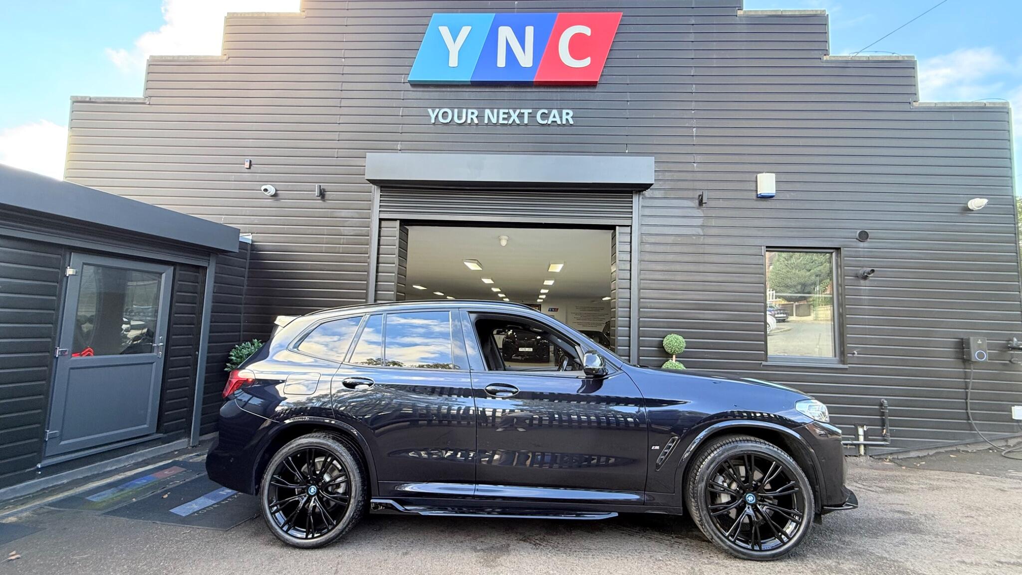 BMW X3 view 6