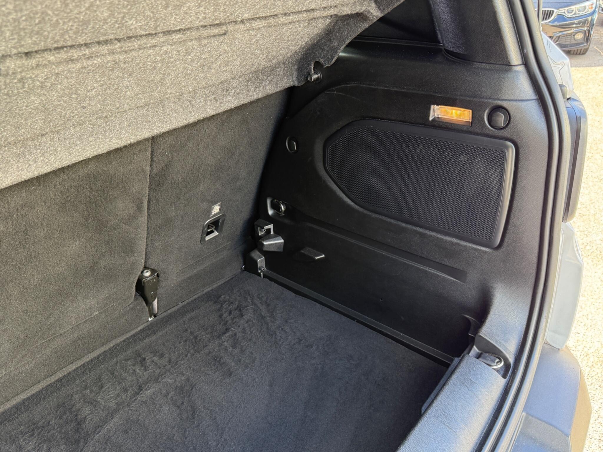 Jeep Renegade - Image 41