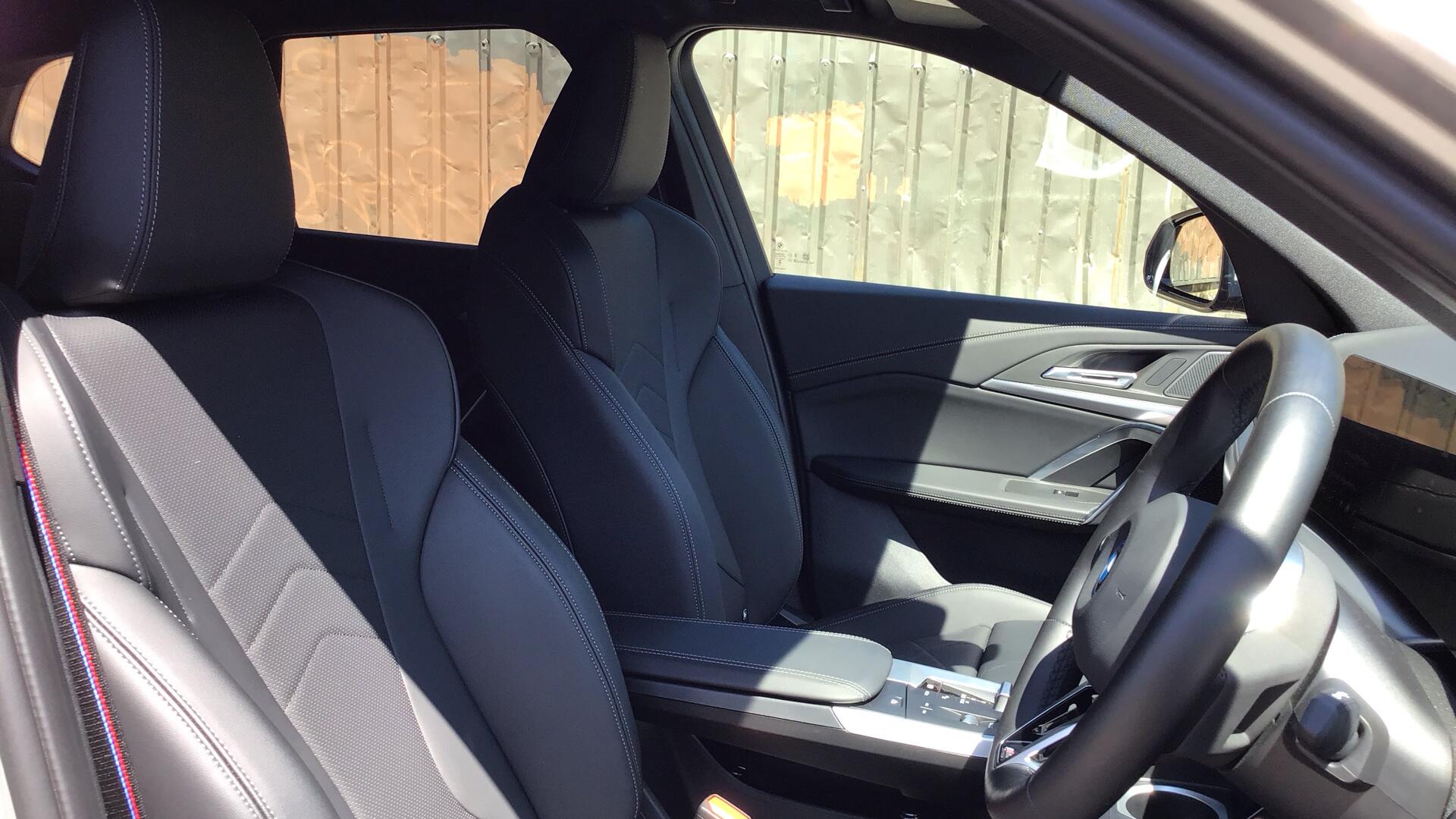 BMW iX1 view 11