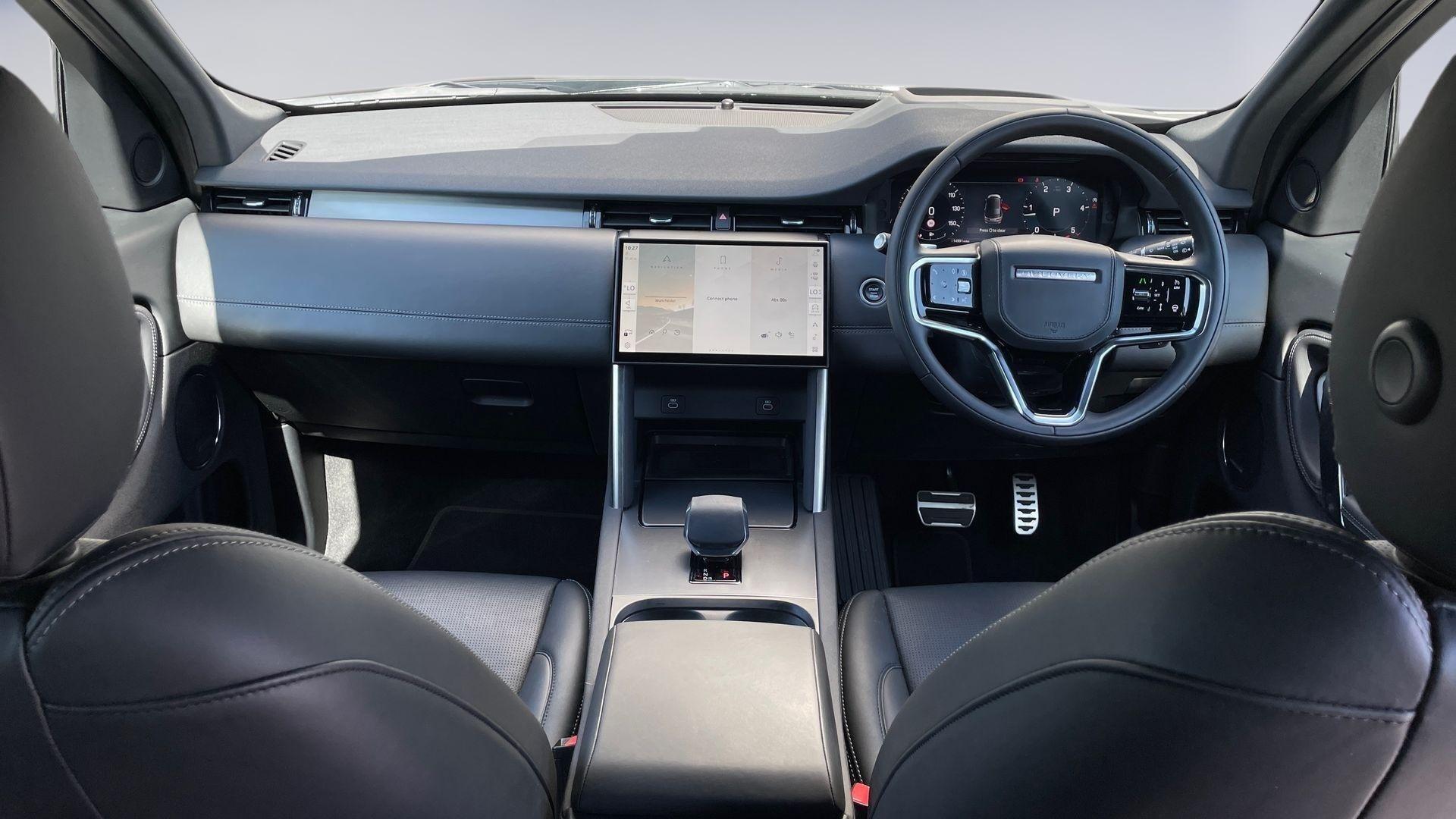 Land Rover Discovery Sport view 9