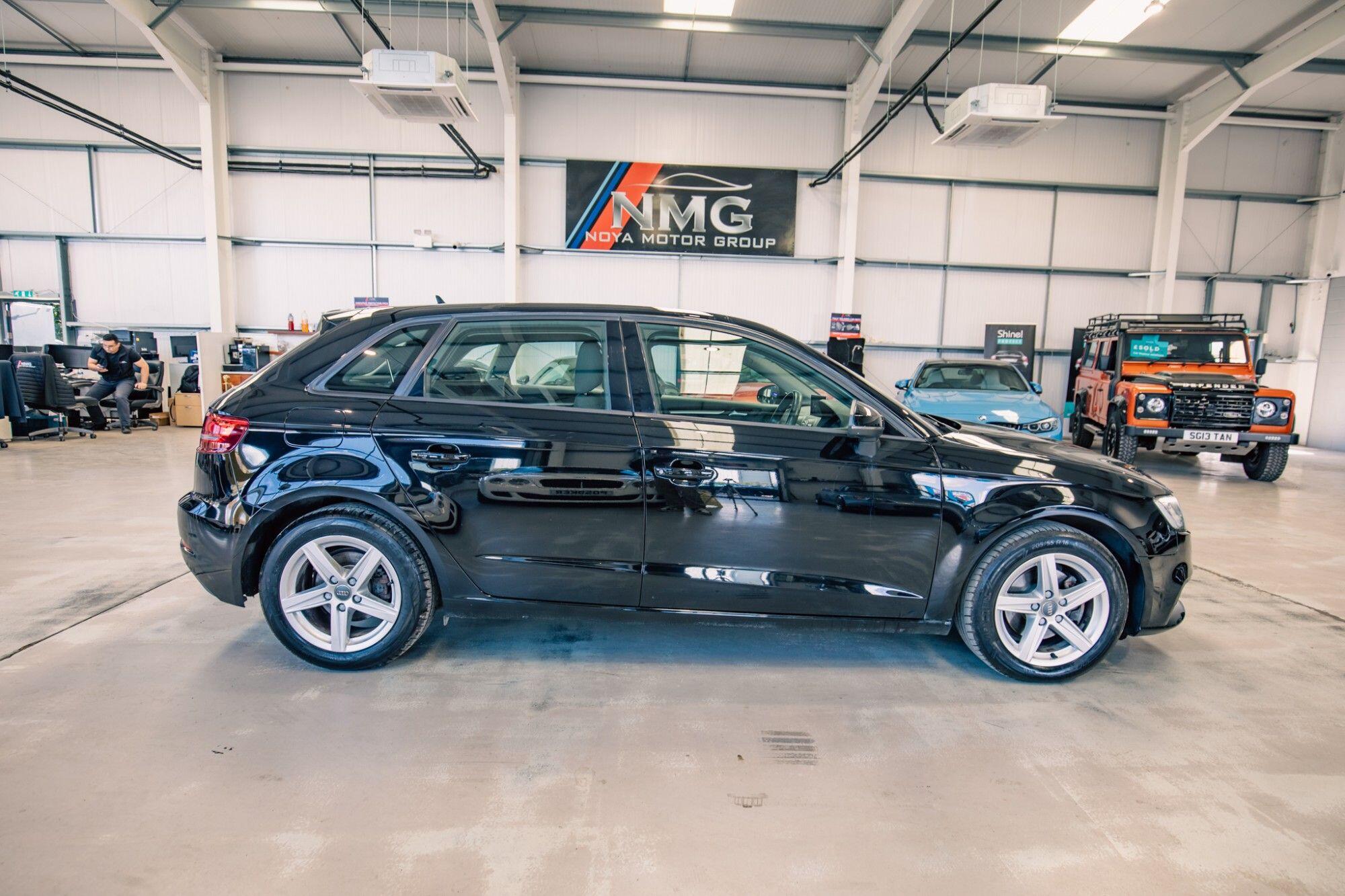 Audi A3 view 24