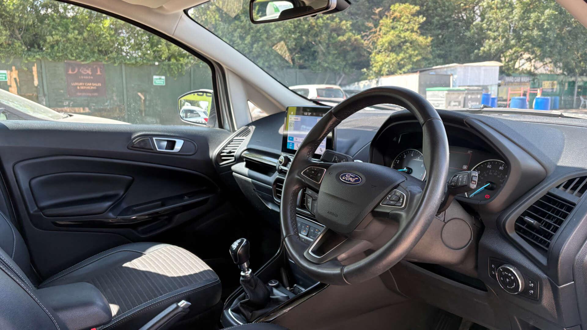 Ford Ecosport view 7