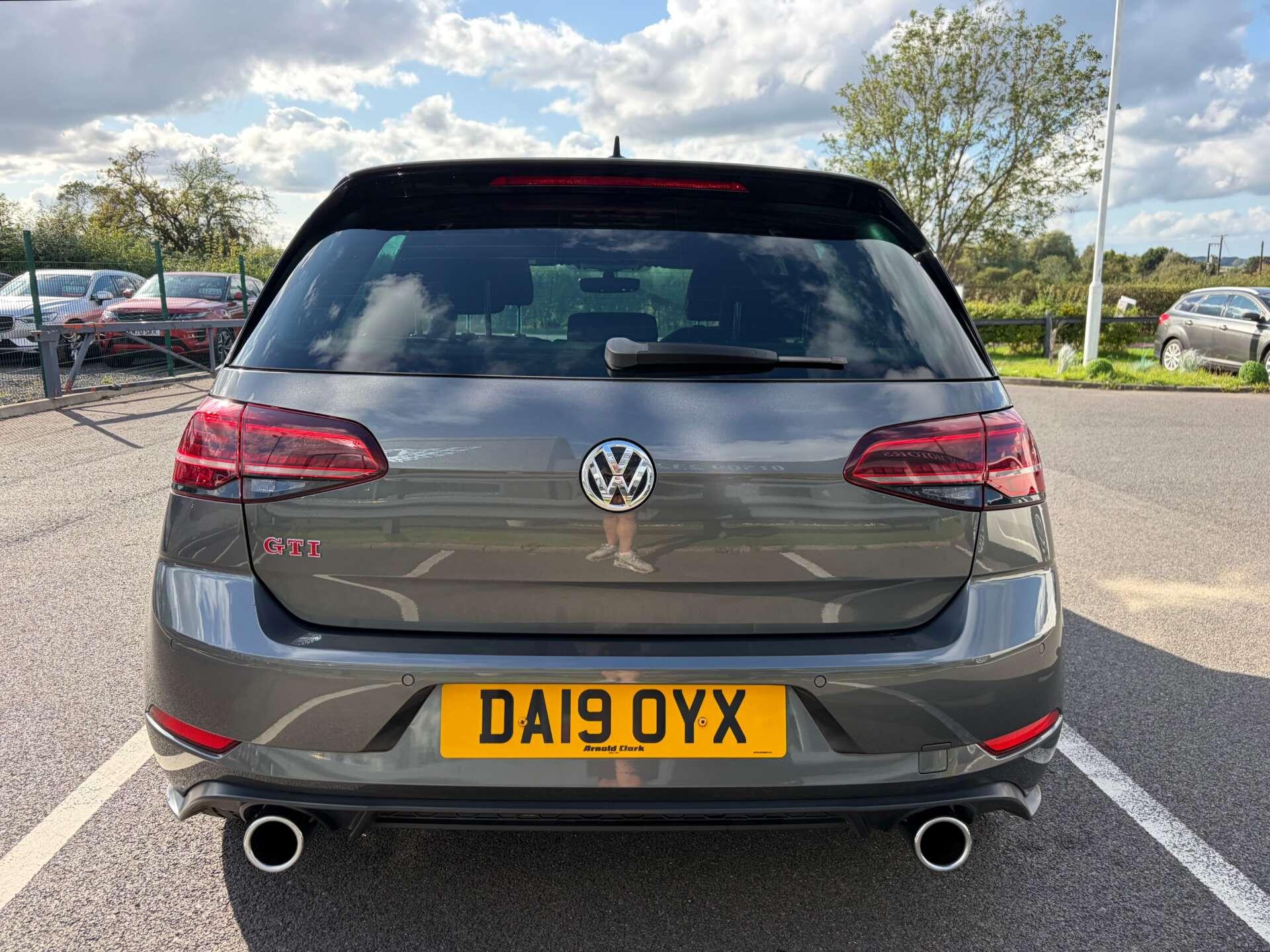 Volkswagen Golf view 7
