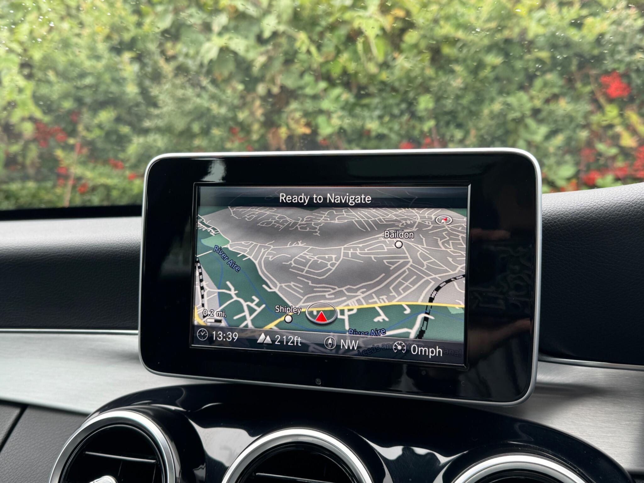 Mercedes-Benz C-Class view 13