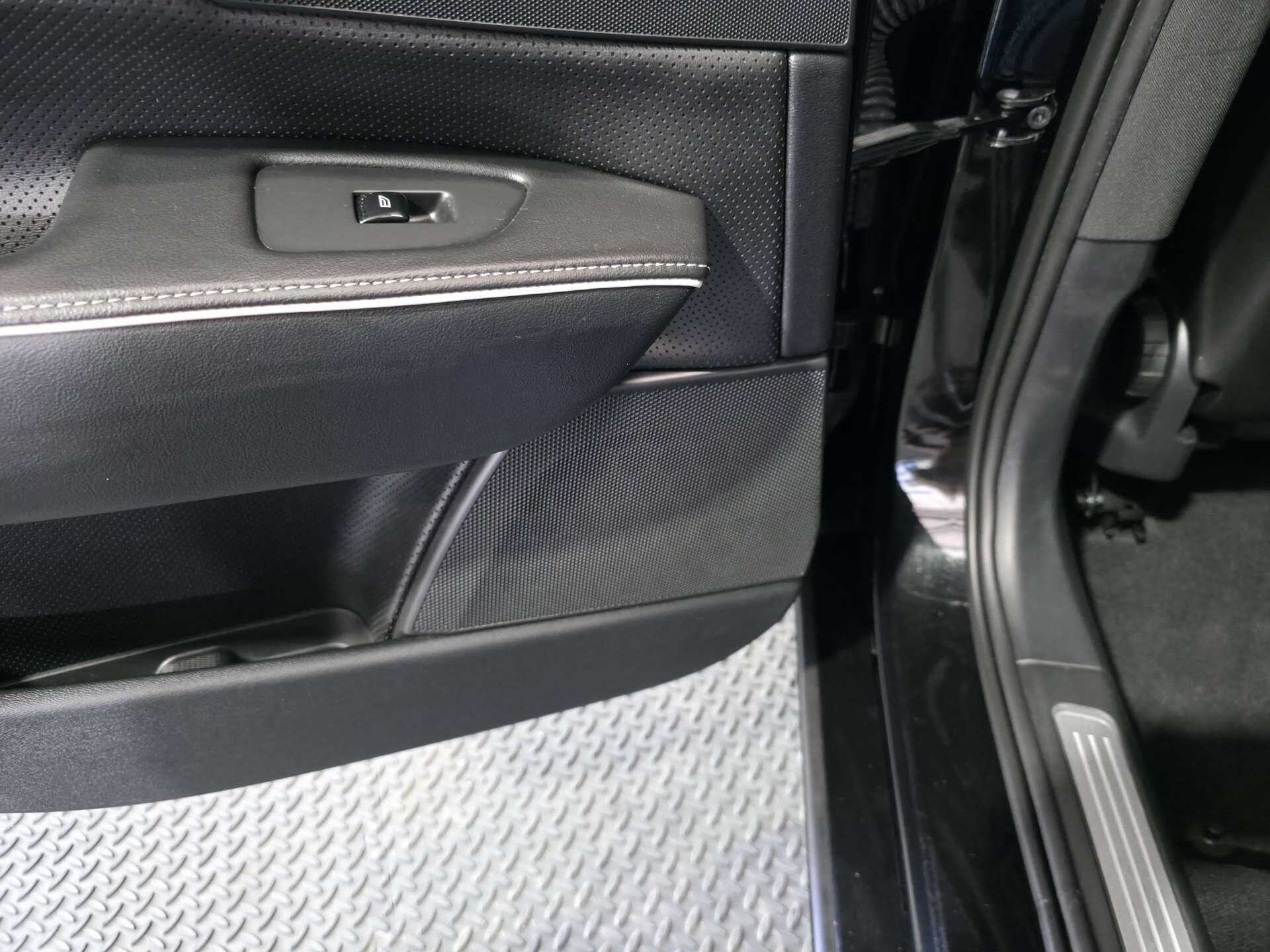 Volvo S90 view 69