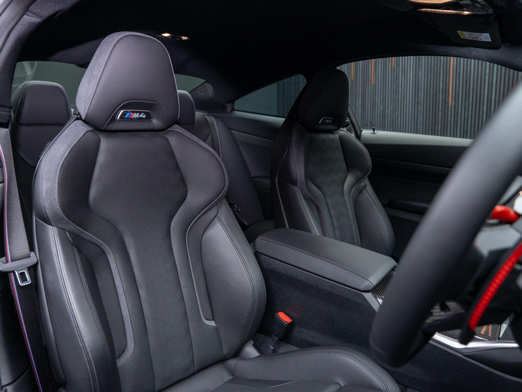 BMW M4 view 12