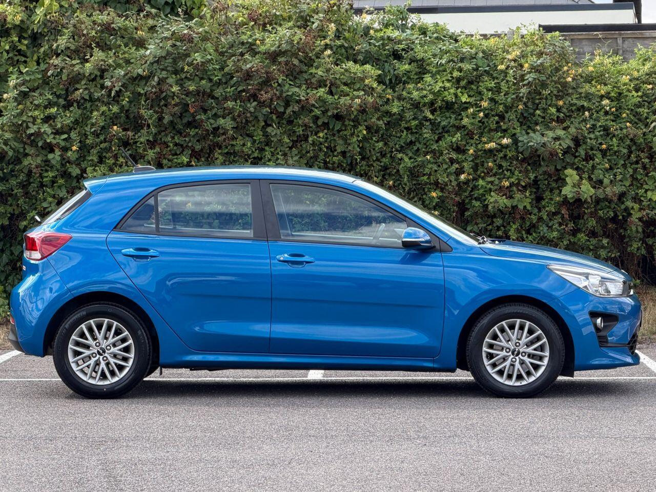Kia Rio view 3
