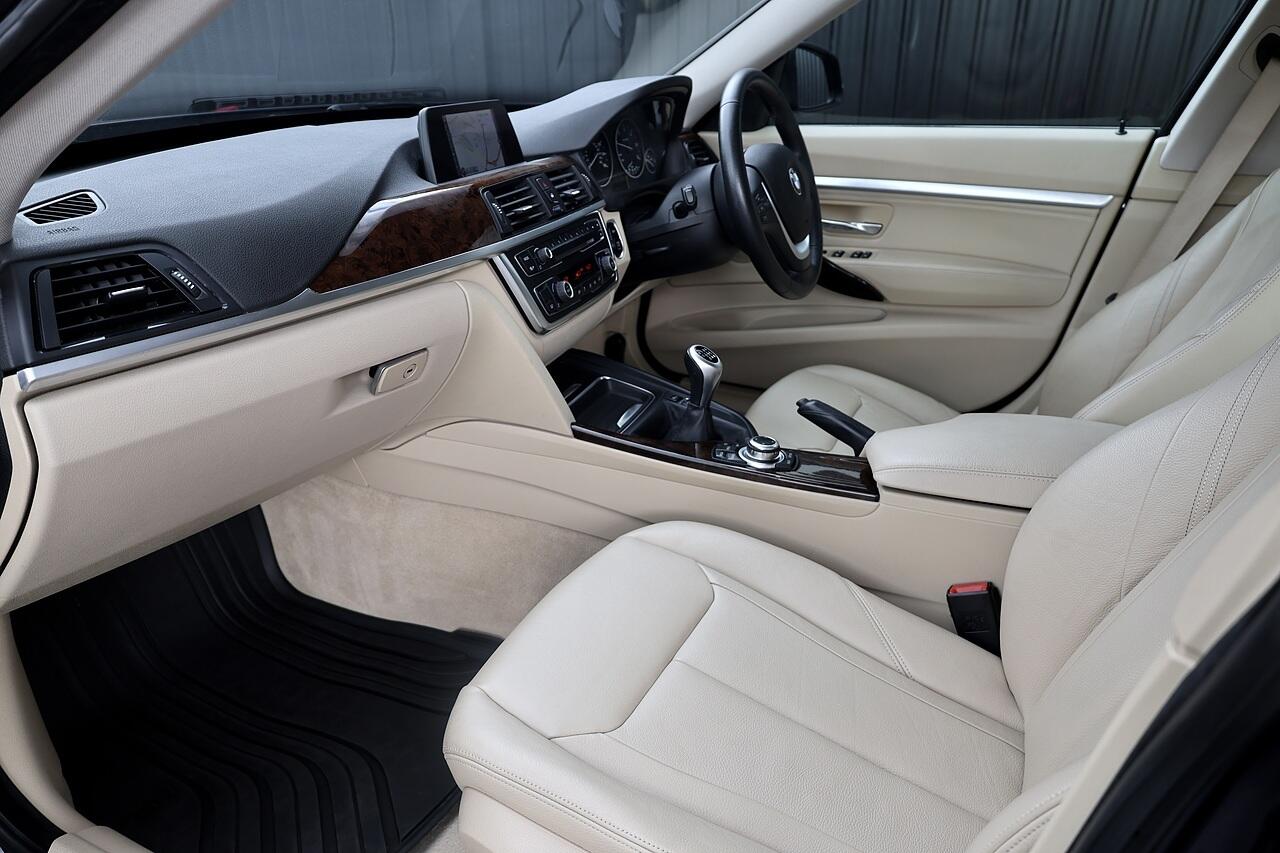 BMW 3 Series Gran Turismo view 3