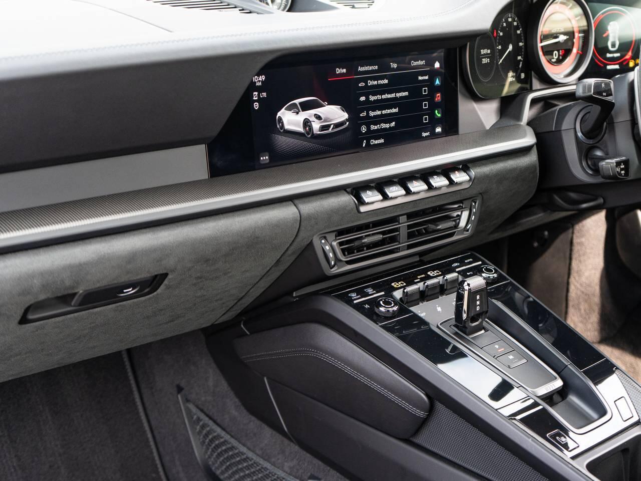 Porsche 911 view 42
