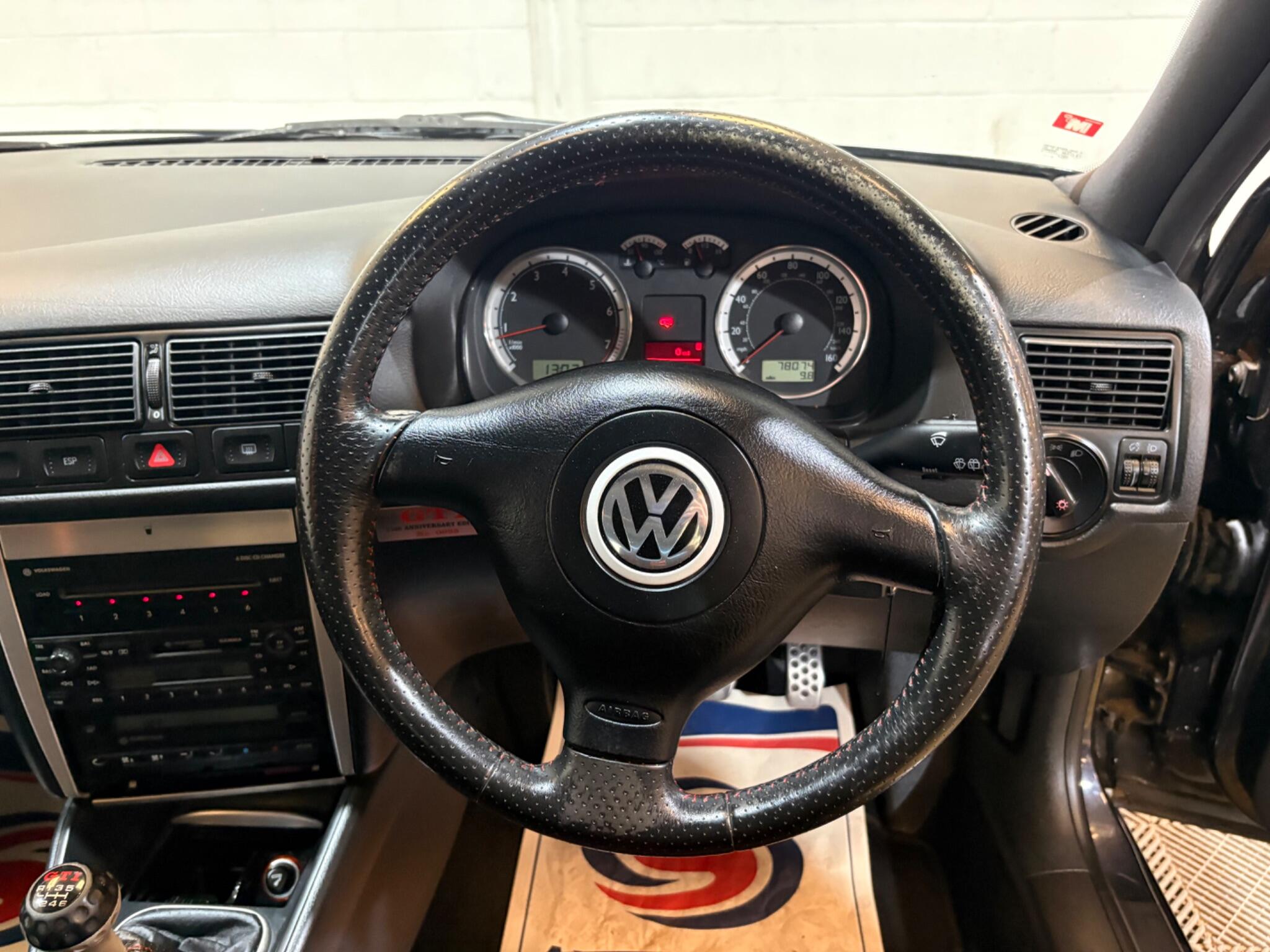 Volkswagen Golf view 45