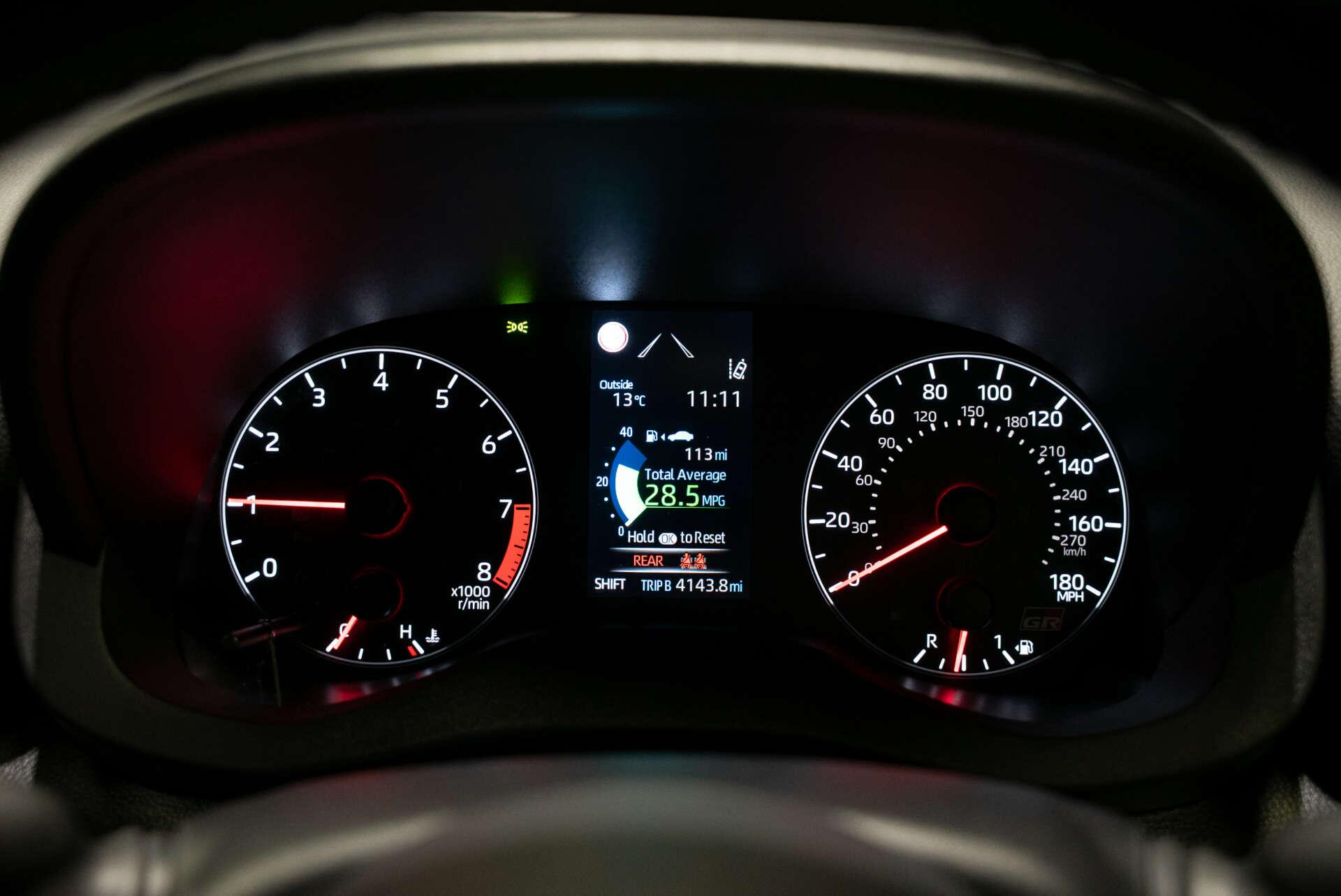 Toyota Yaris view 16