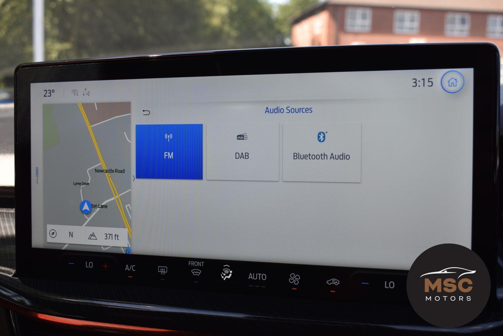 Ford Focus view 50