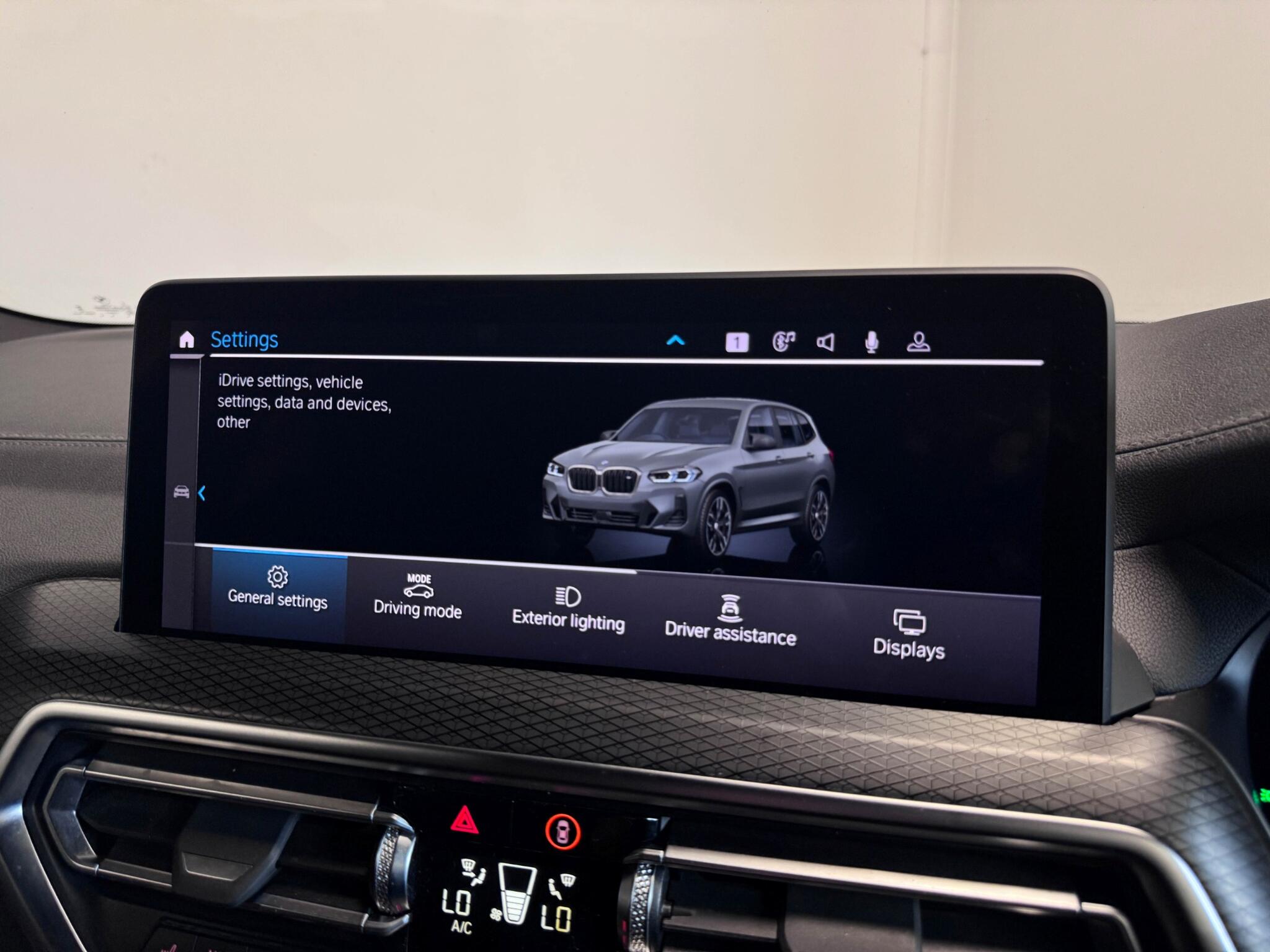 BMW X3 view 60