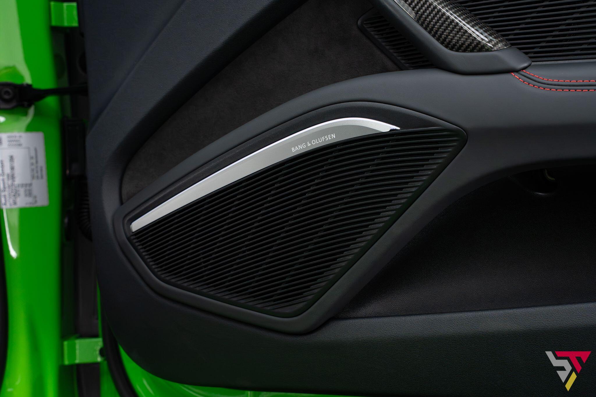 Audi TT RS view 35