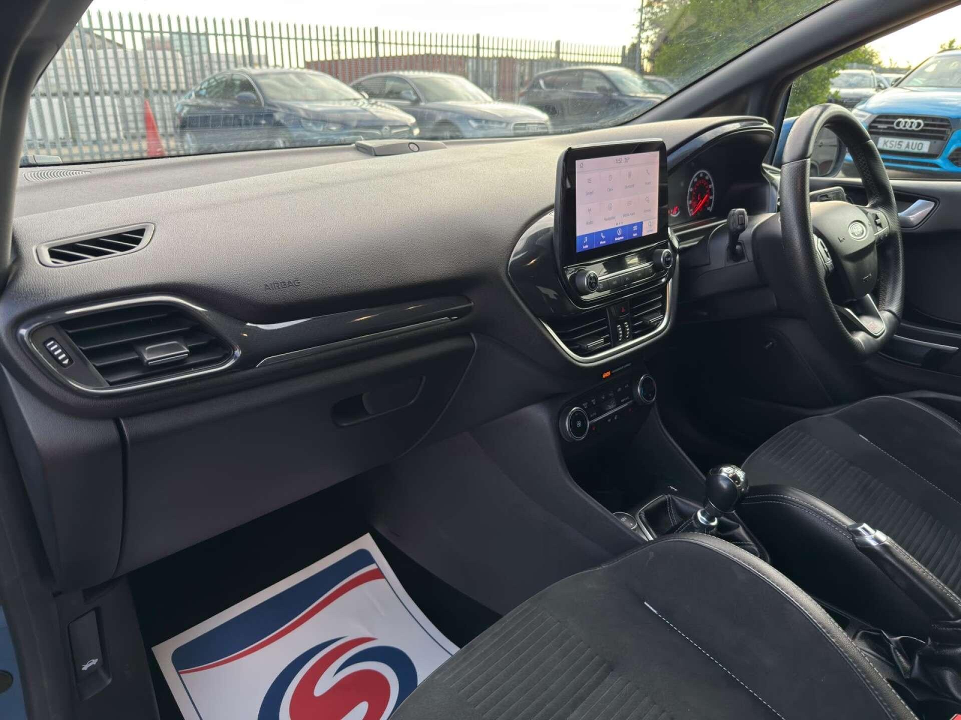 Ford Fiesta view 37