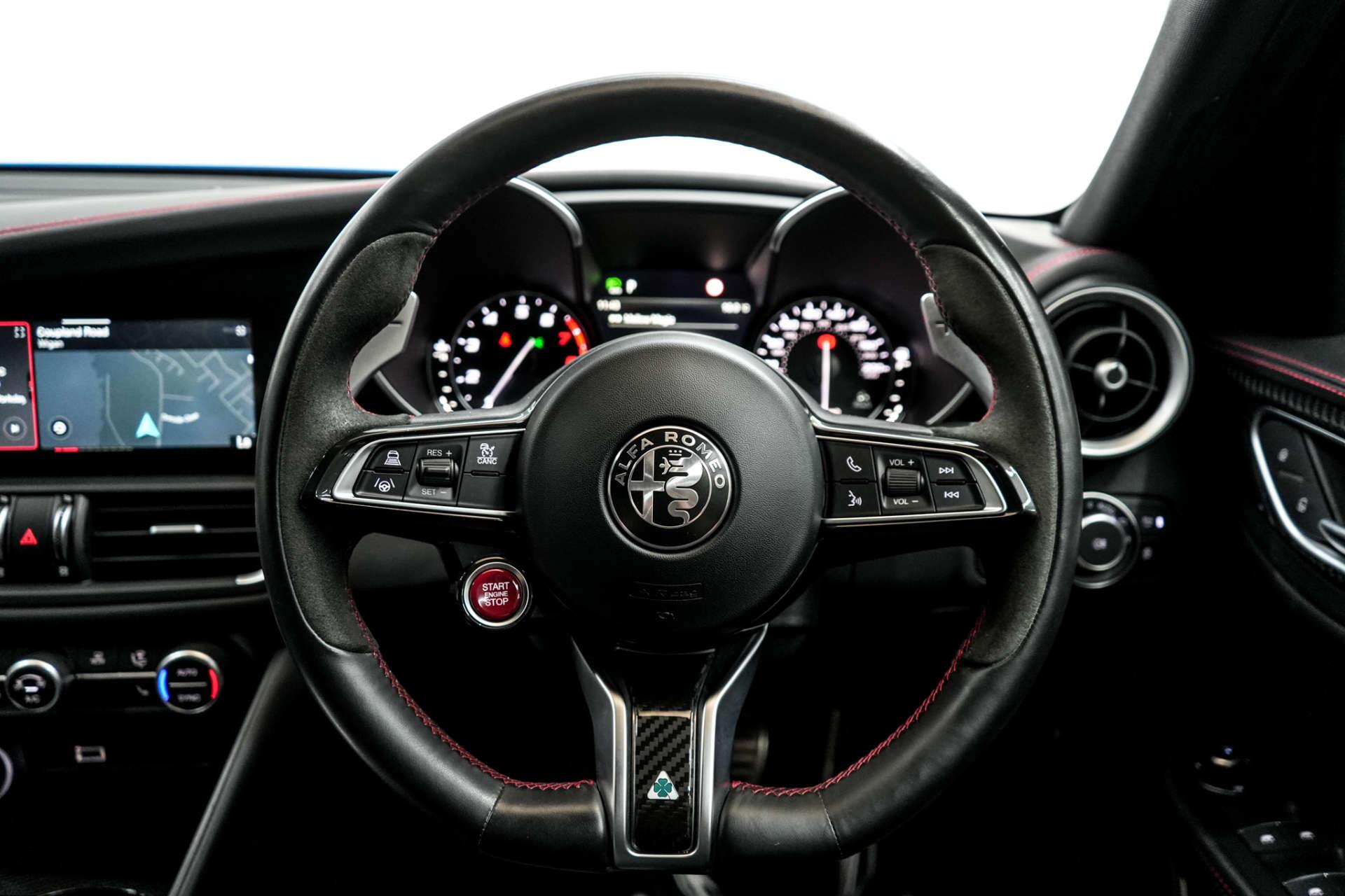 Alfa Romeo Giulia view 47
