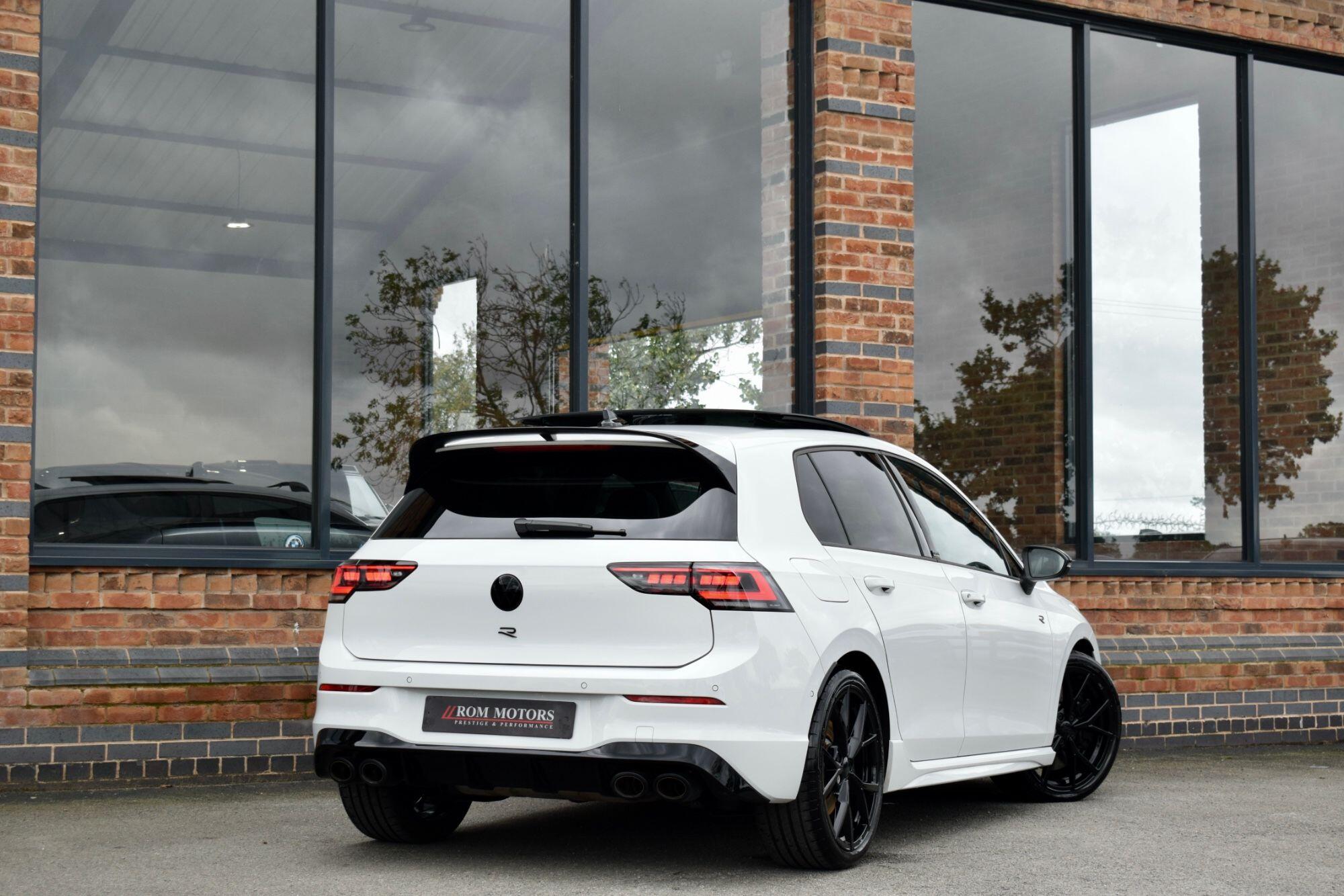 Volkswagen Golf view 2