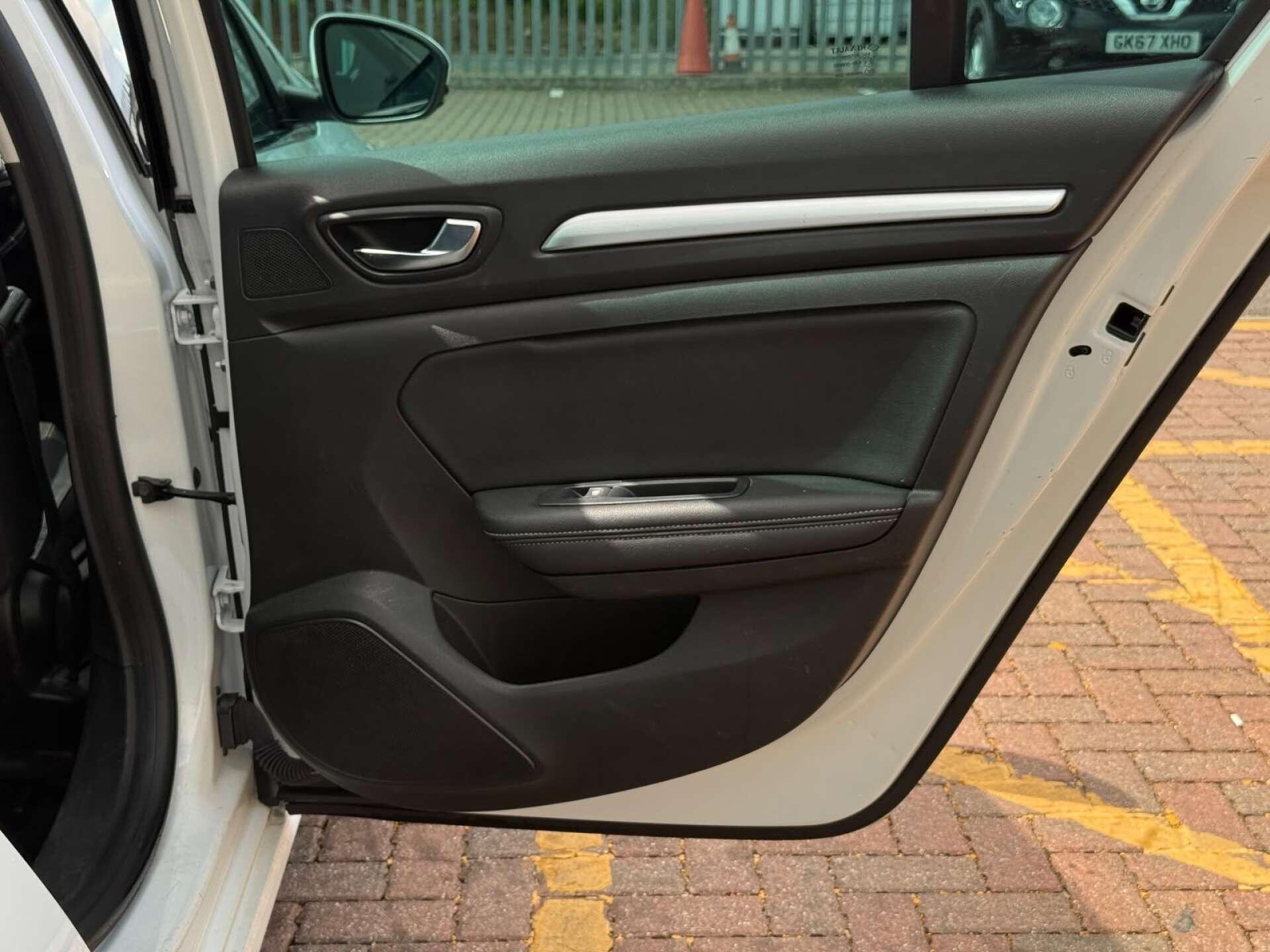 Renault Megane view 30