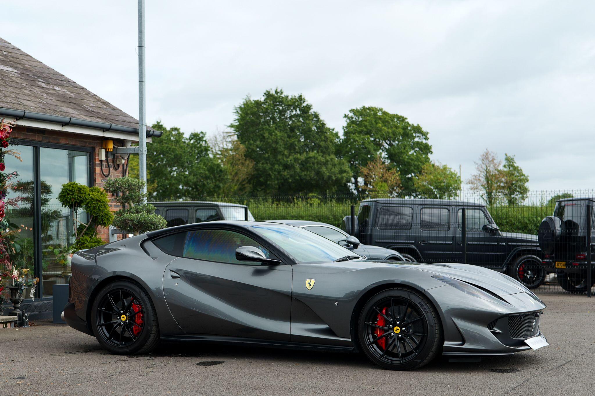 Ferrari 812 view 10