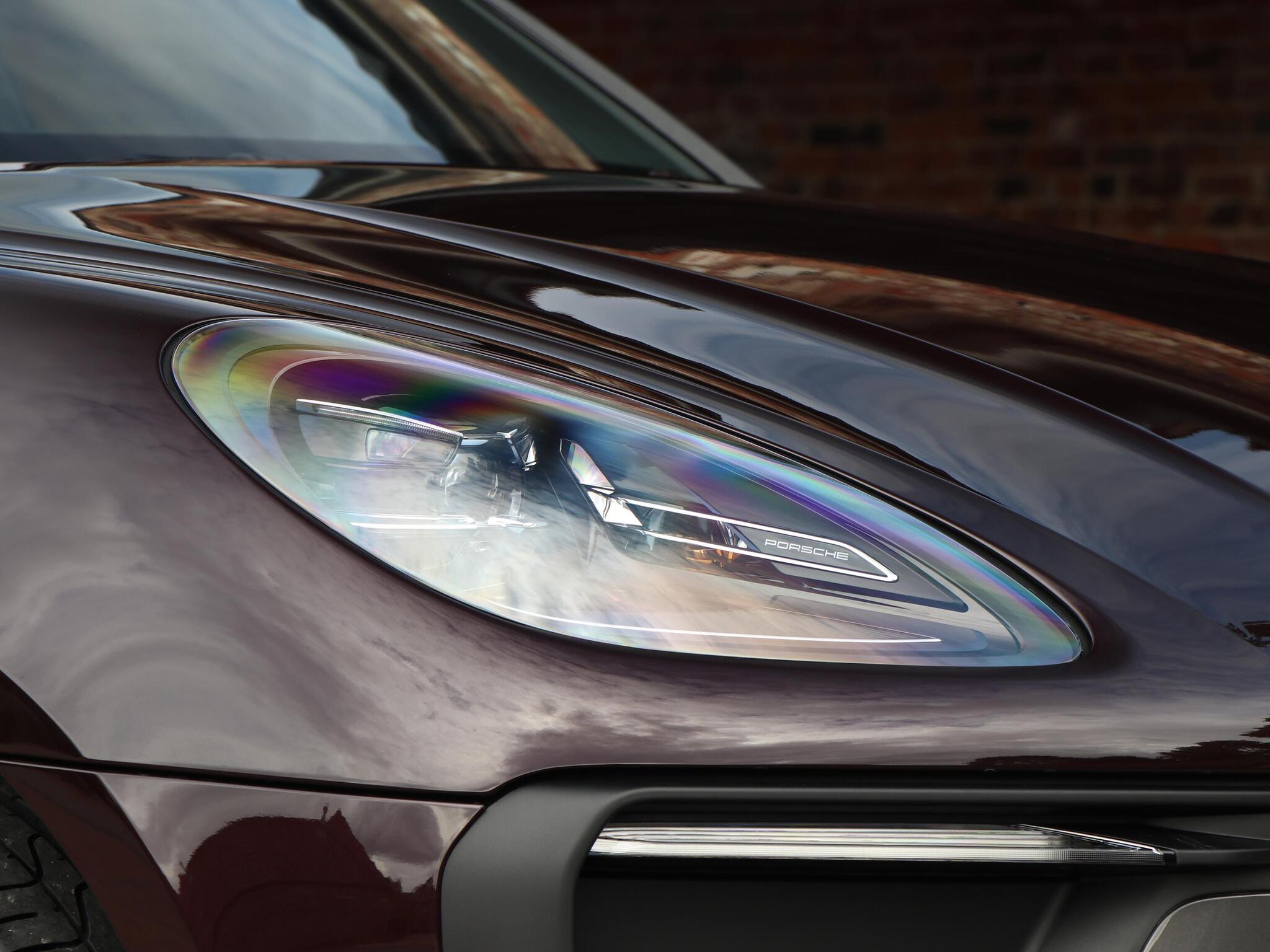 Porsche Macan view 14