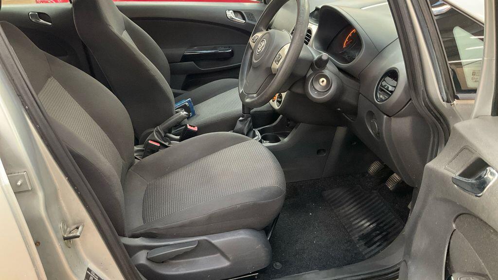Vauxhall Corsa view 9