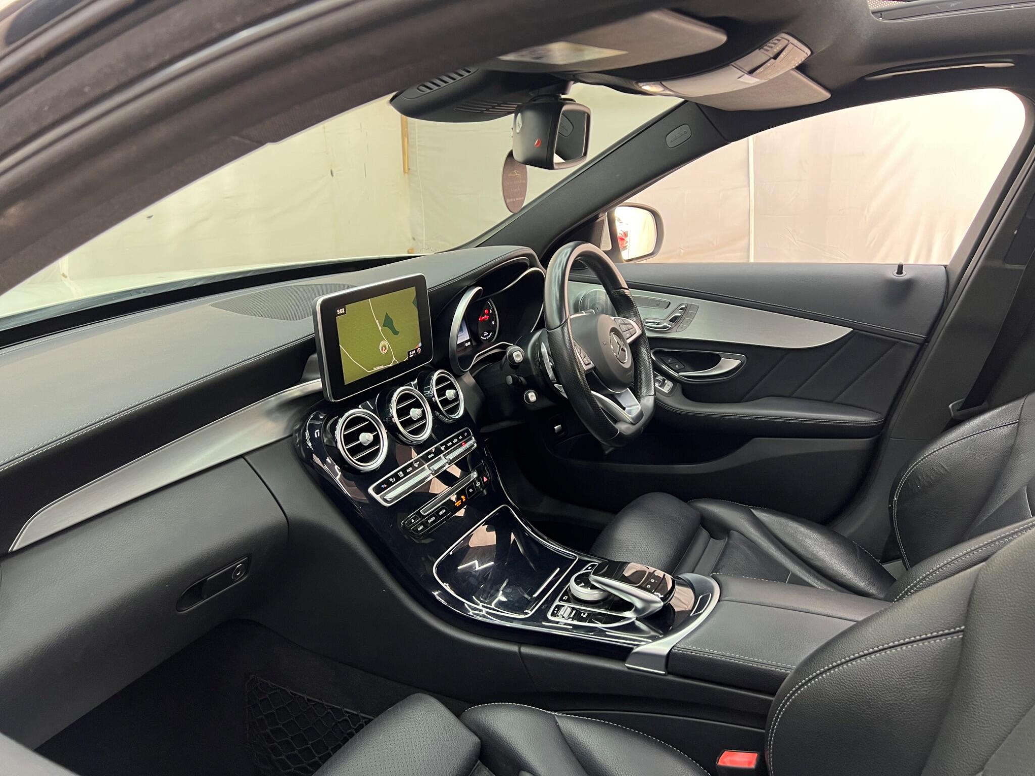 Mercedes-Benz C Class view 15