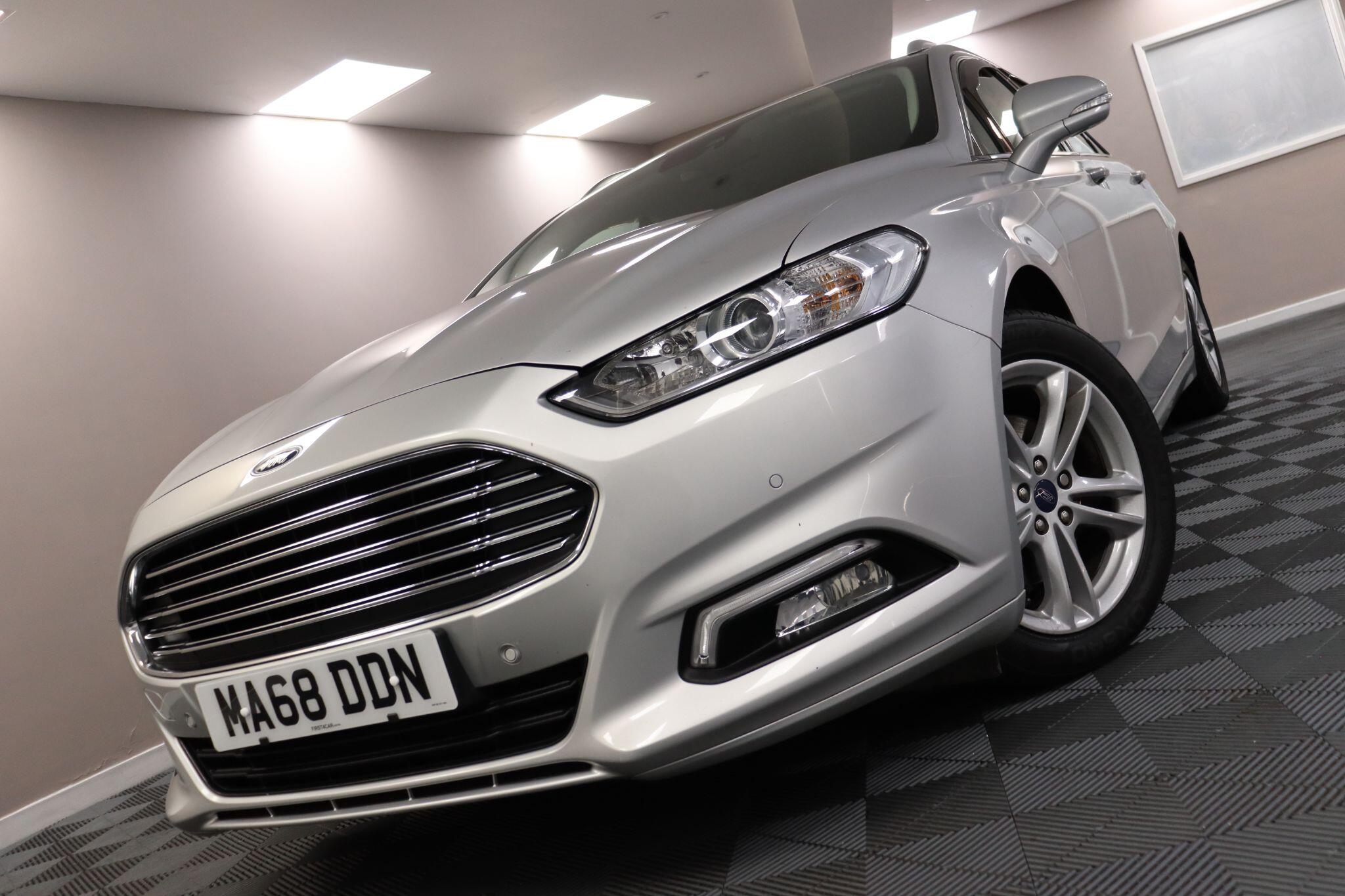 Ford Mondeo view 32