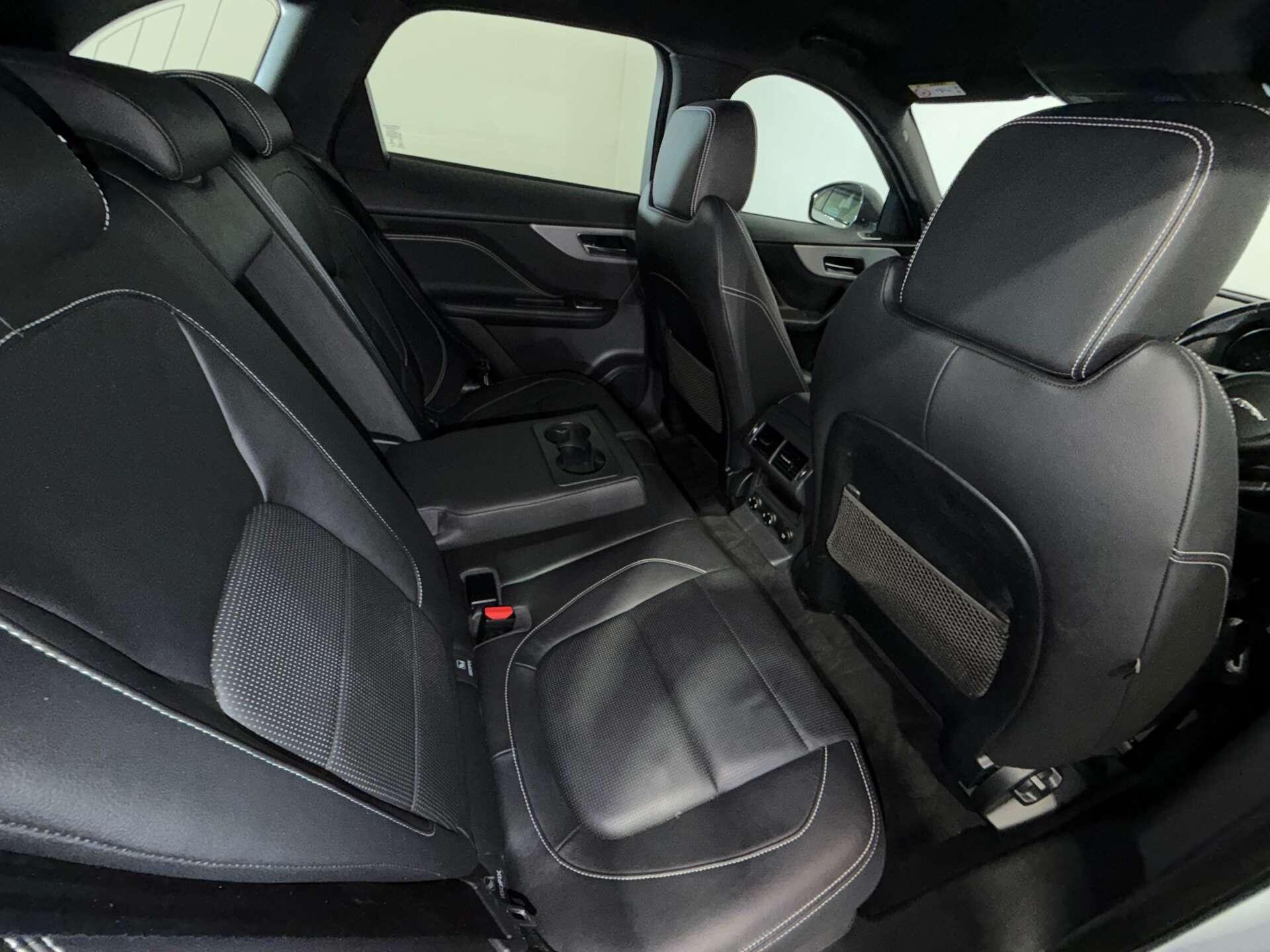 Jaguar F-Pace view 14