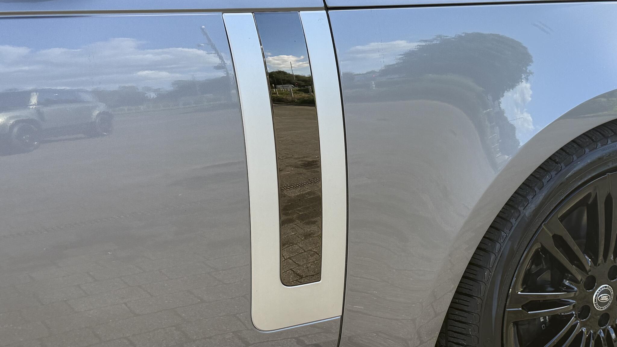 Land Rover Range Rover view 20
