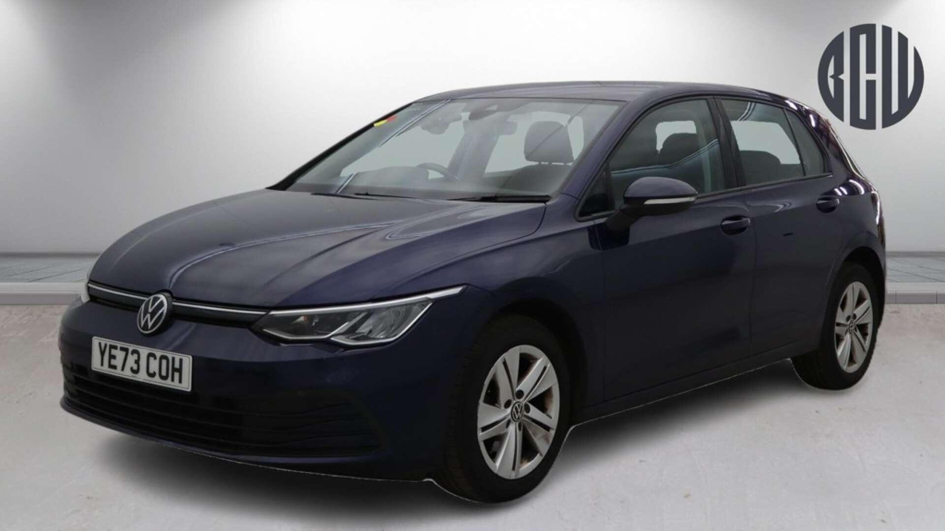 Volkswagen Golf view 2