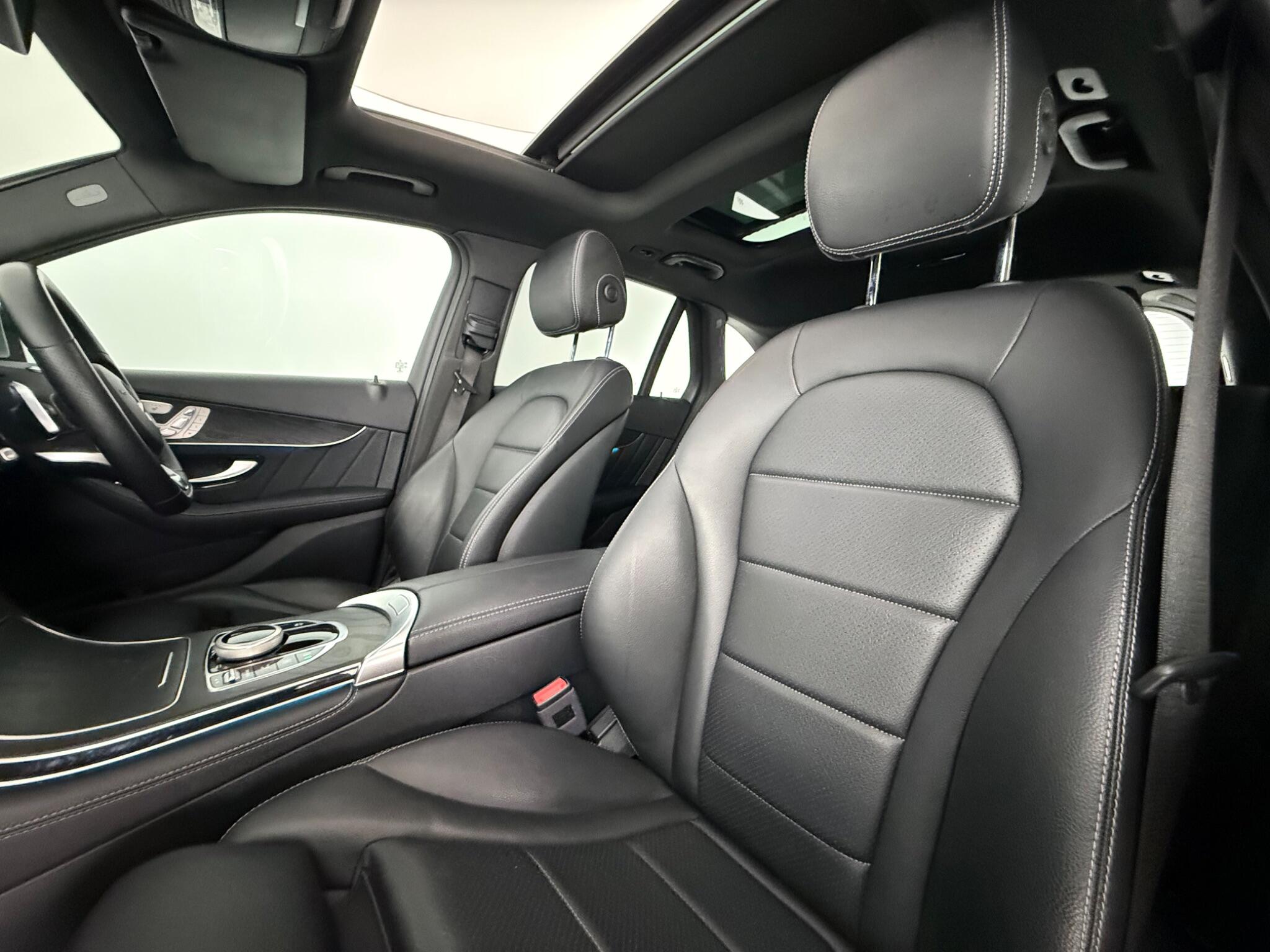 Mercedes-Benz GLC view 34