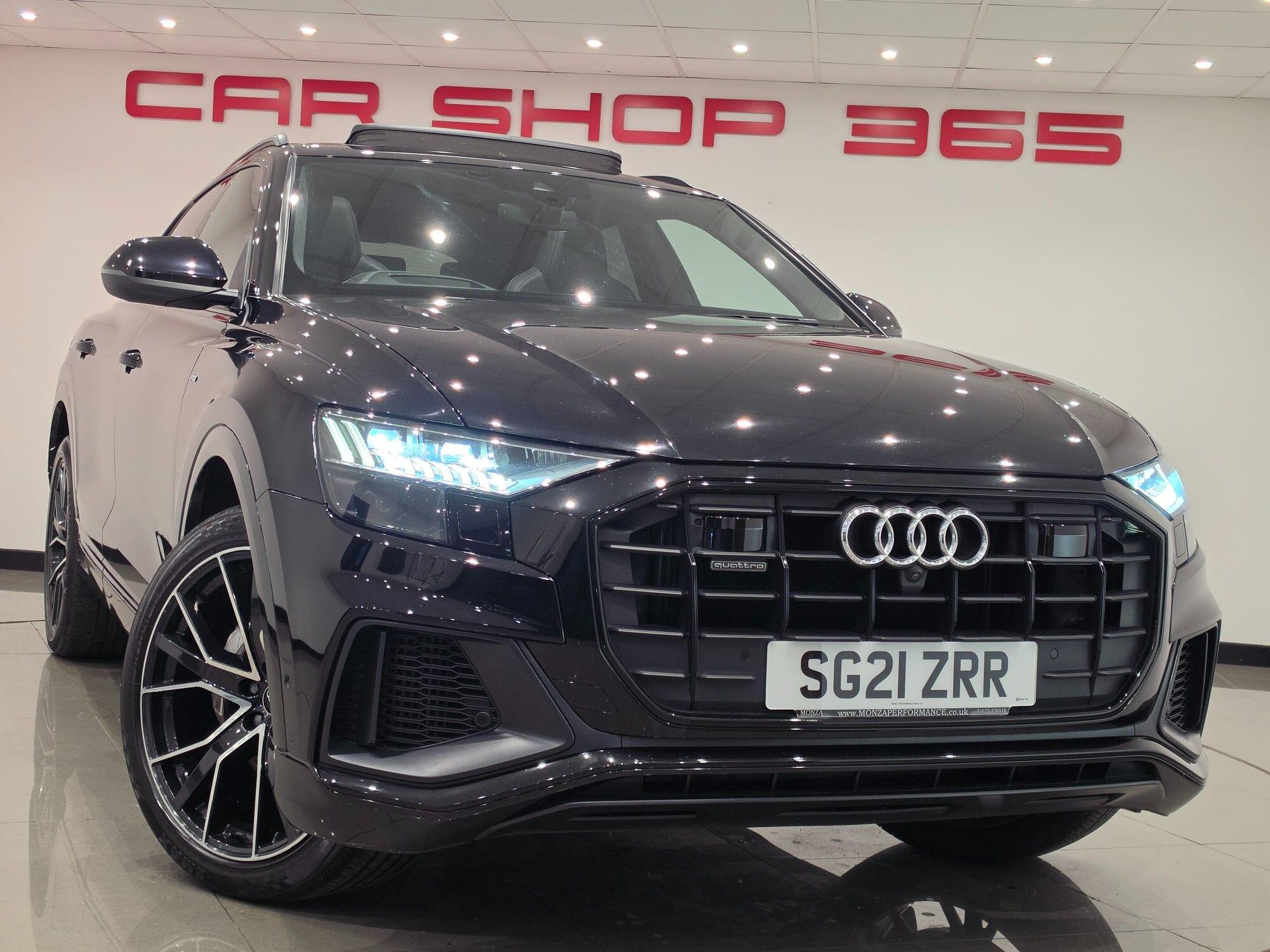 Audi Q8 view 9