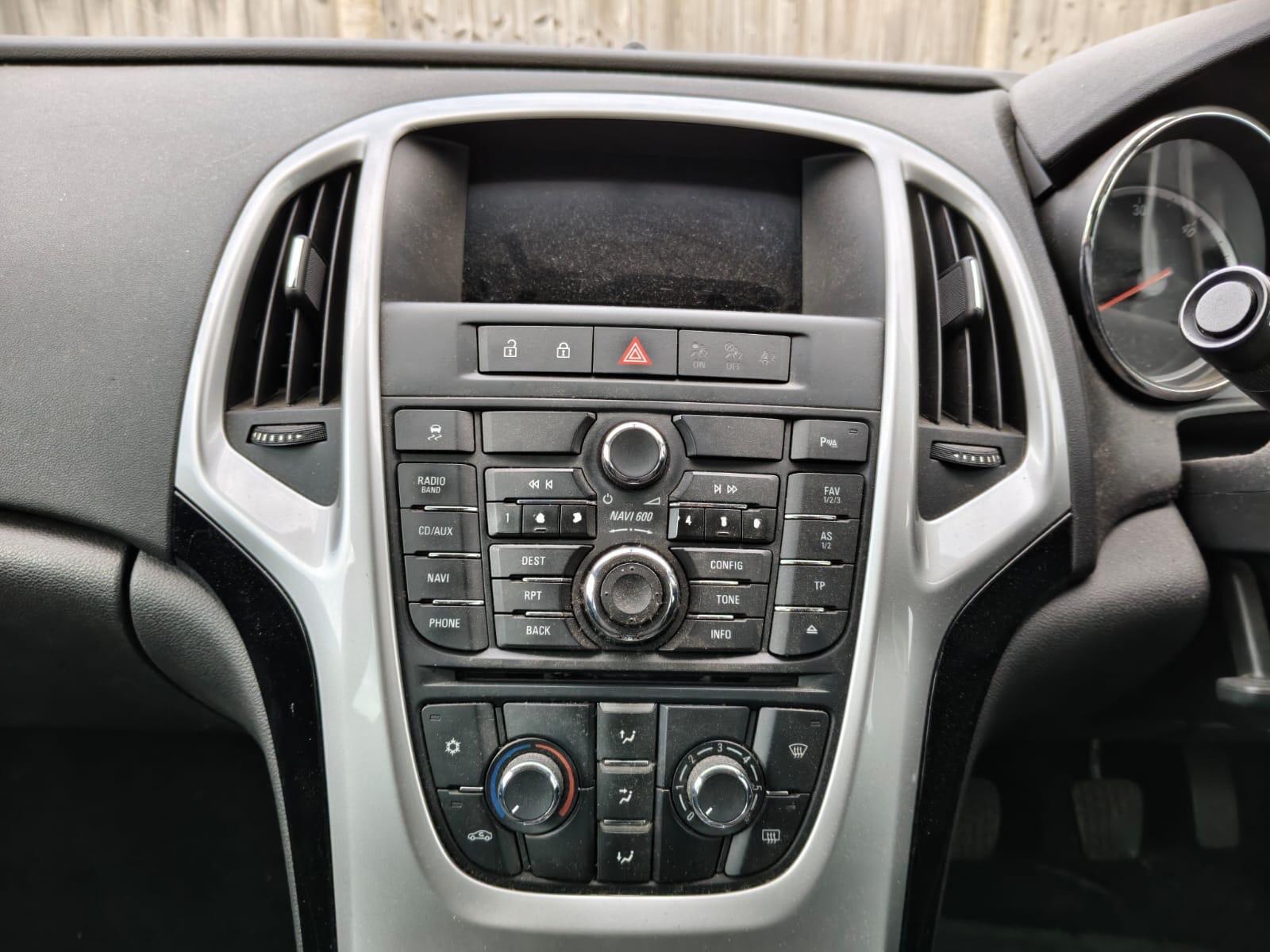 Vauxhall Astra view 20