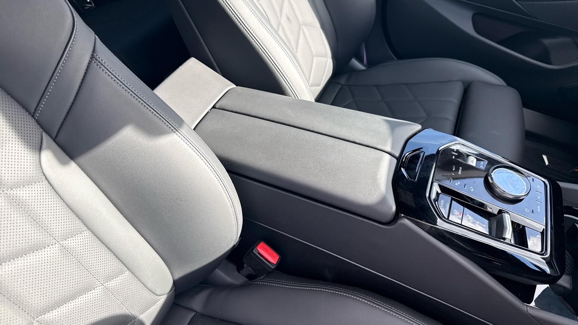 BMW i5 view 44