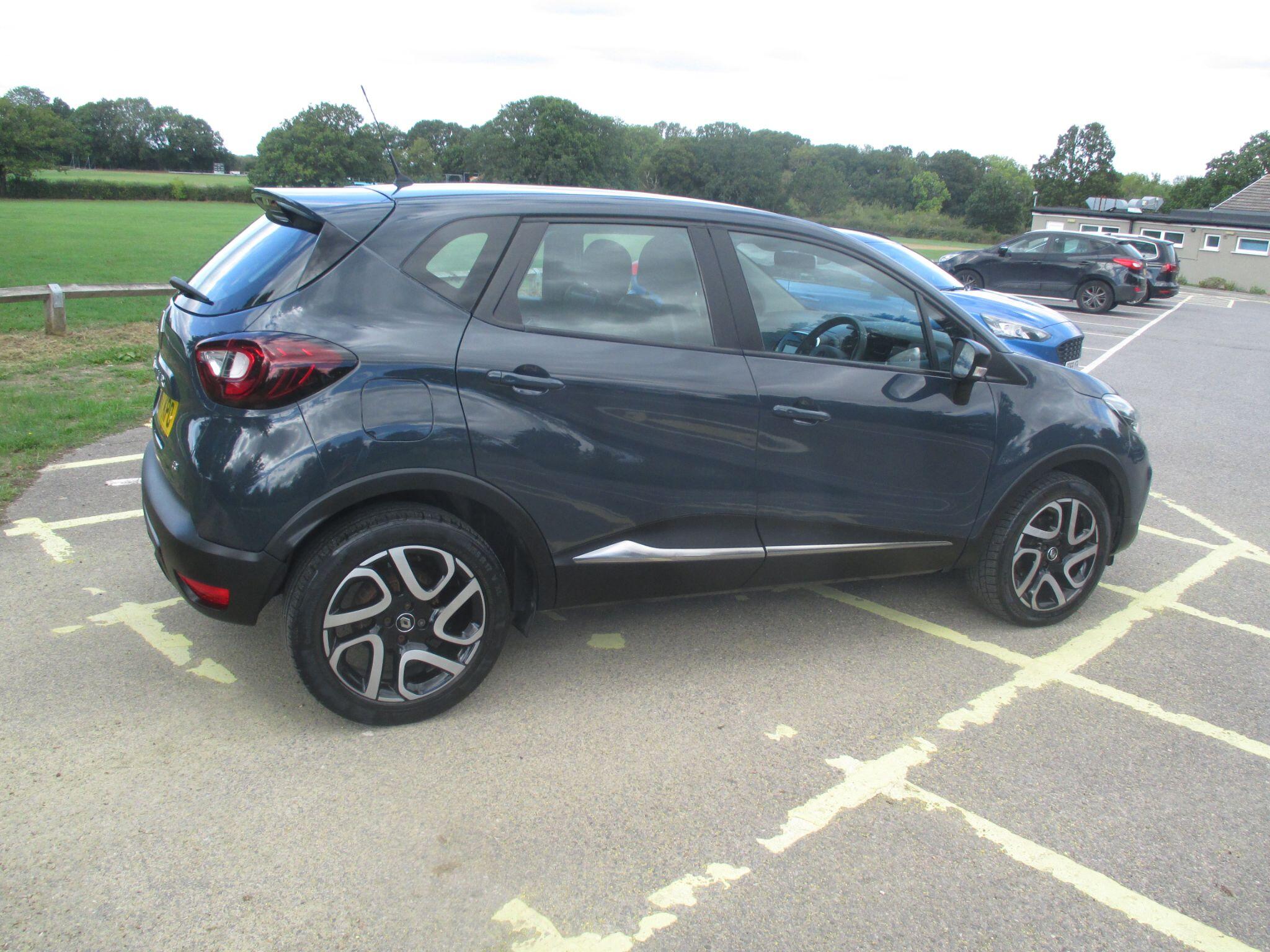 Renault Captur view 10