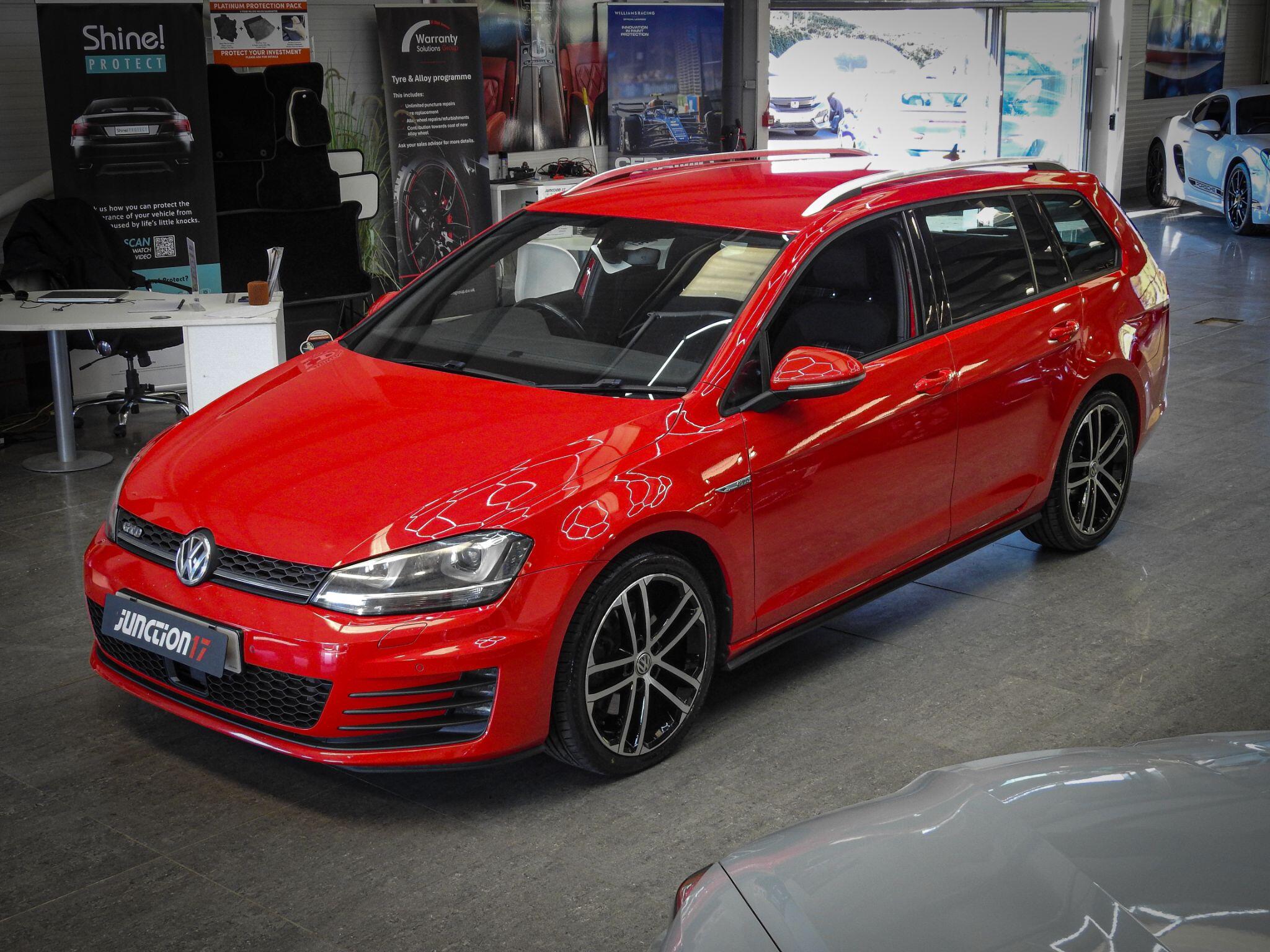 Volkswagen Golf view 40