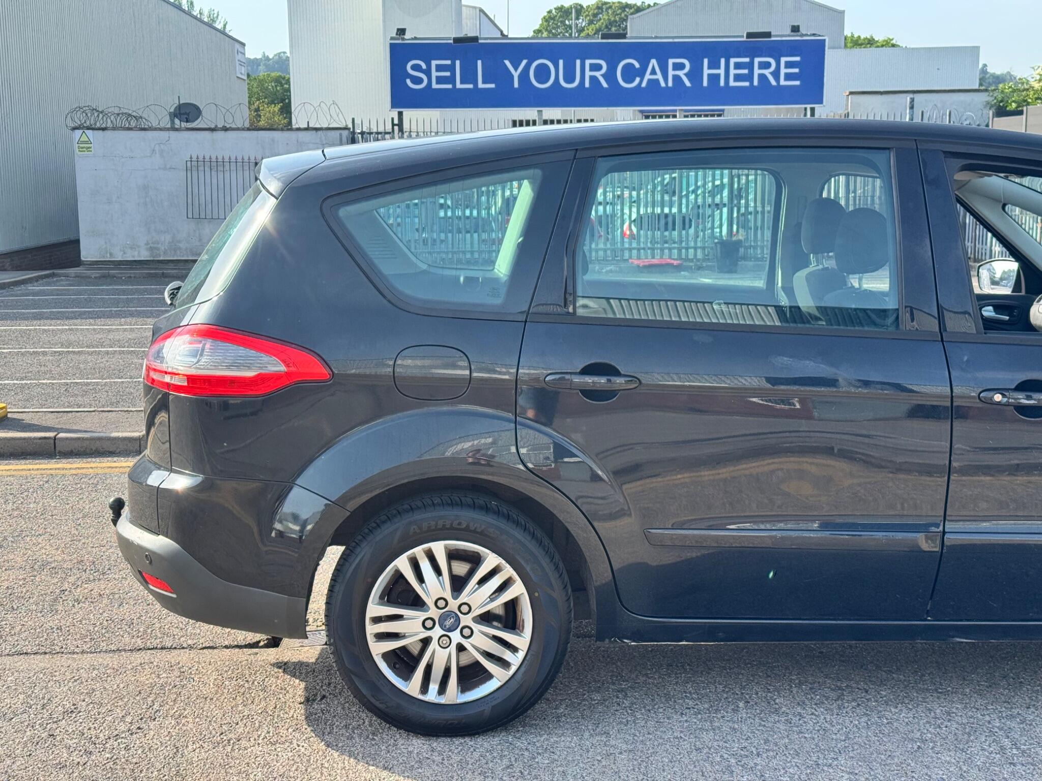 Ford S-Max view 56