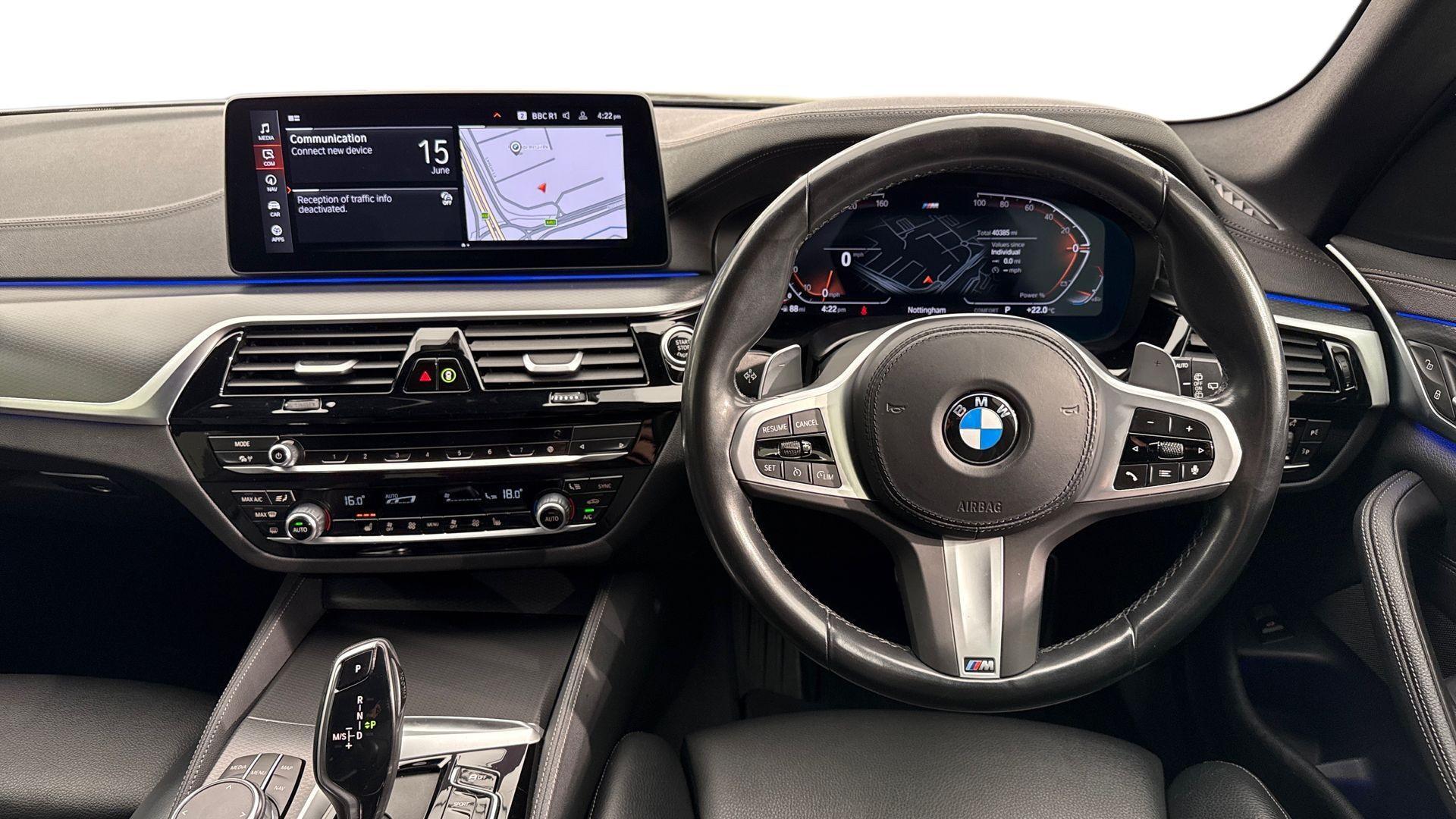 BMW 5 Series view 5