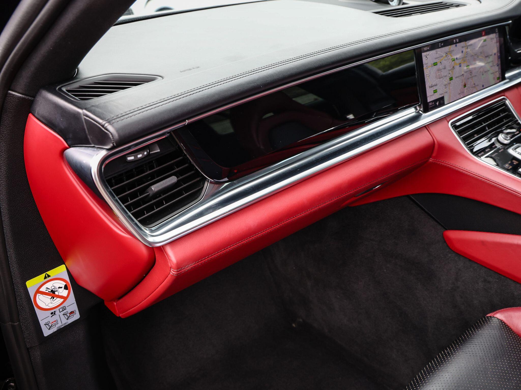 Porsche Panamera view 50