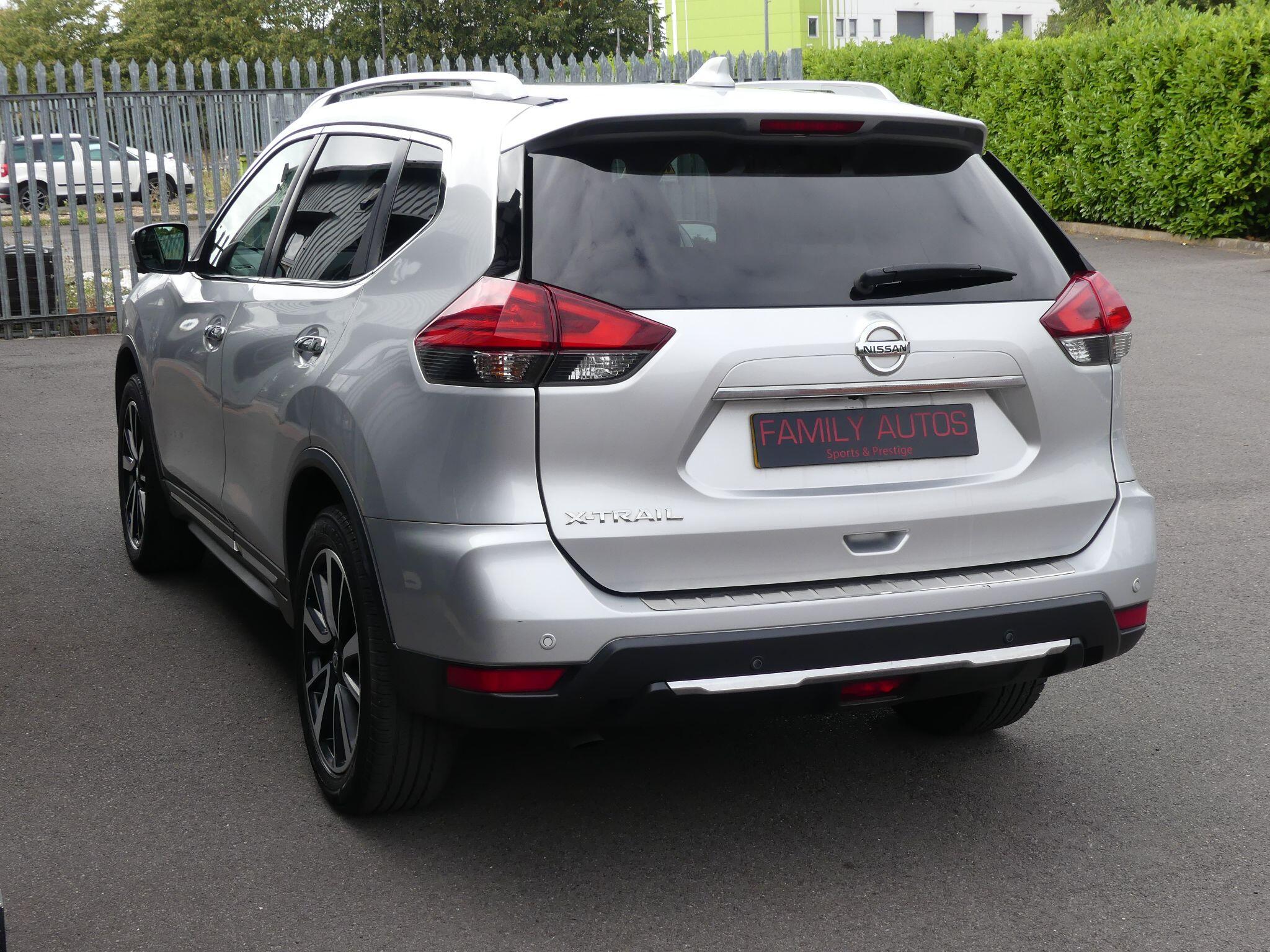 Nissan X-Trail view 10