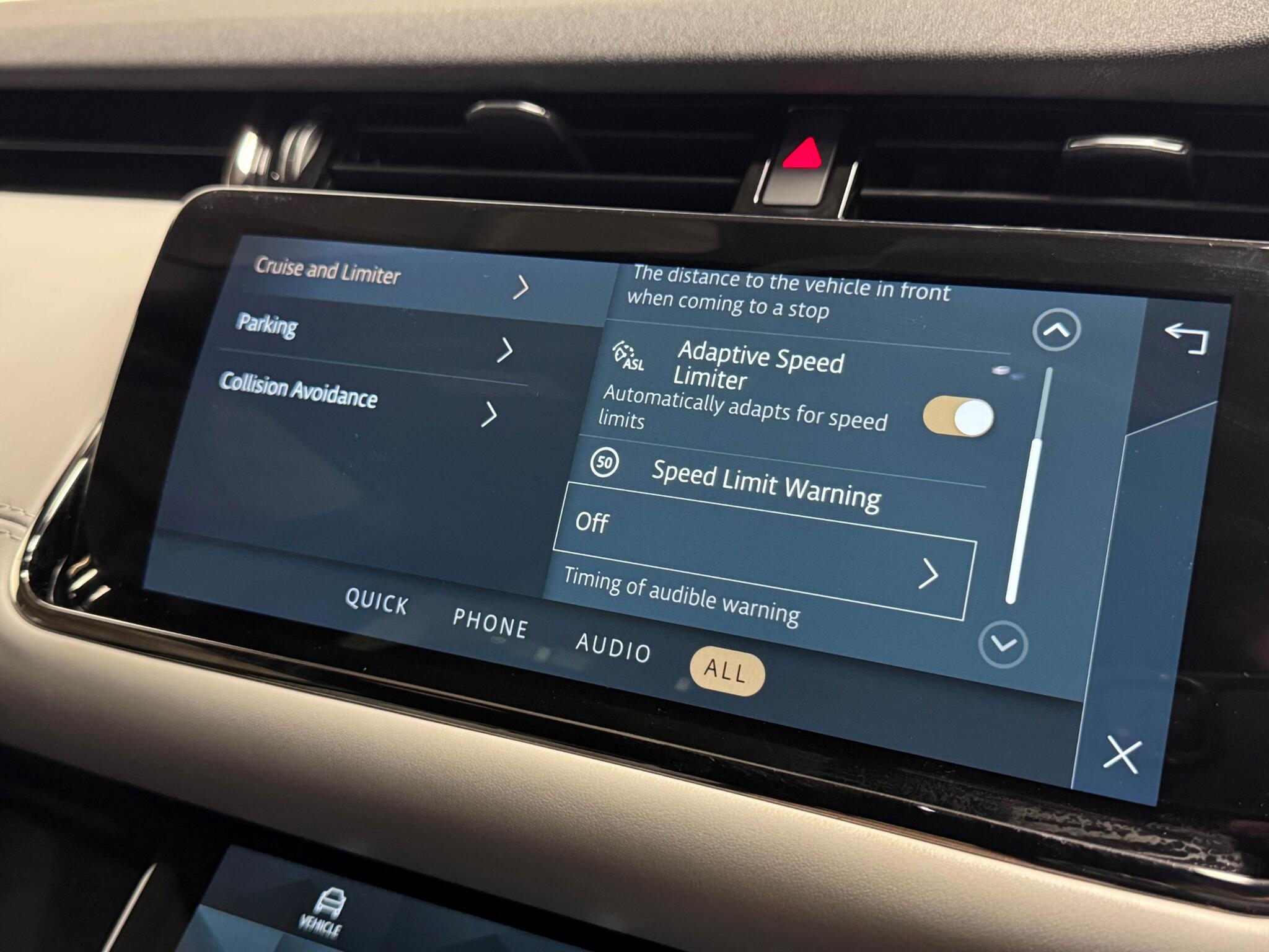 Land Rover Range Rover Evoque view 48