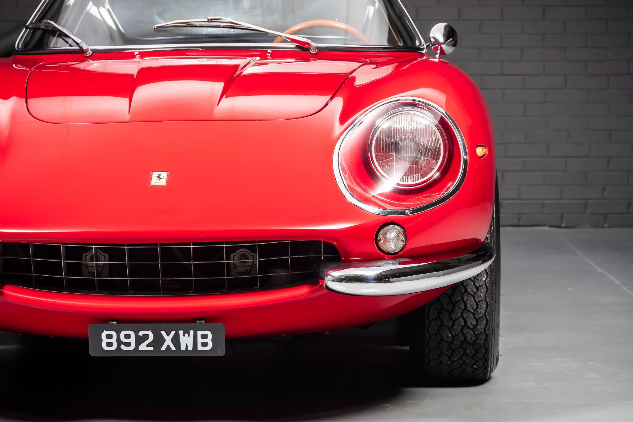 Ferrari 275 view 20