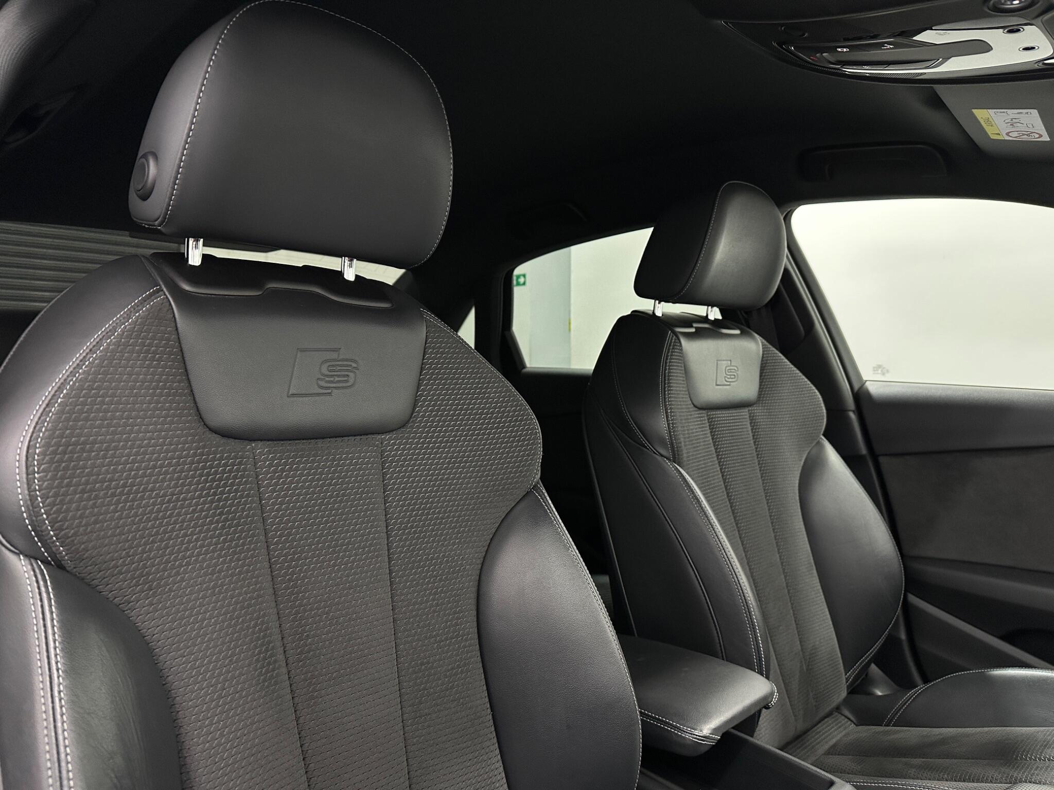 Audi A4 view 32