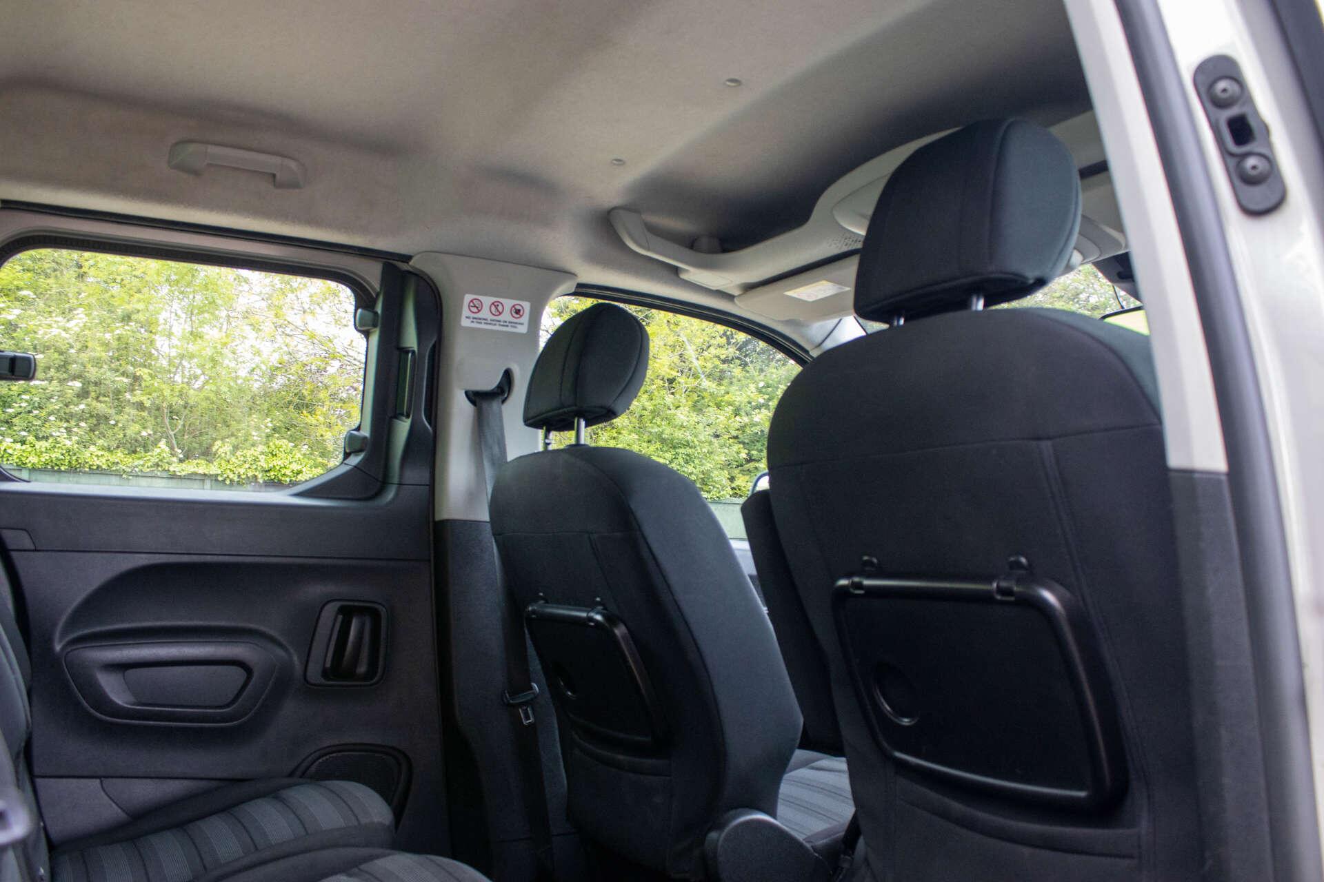 Vauxhall Combo Life view 10