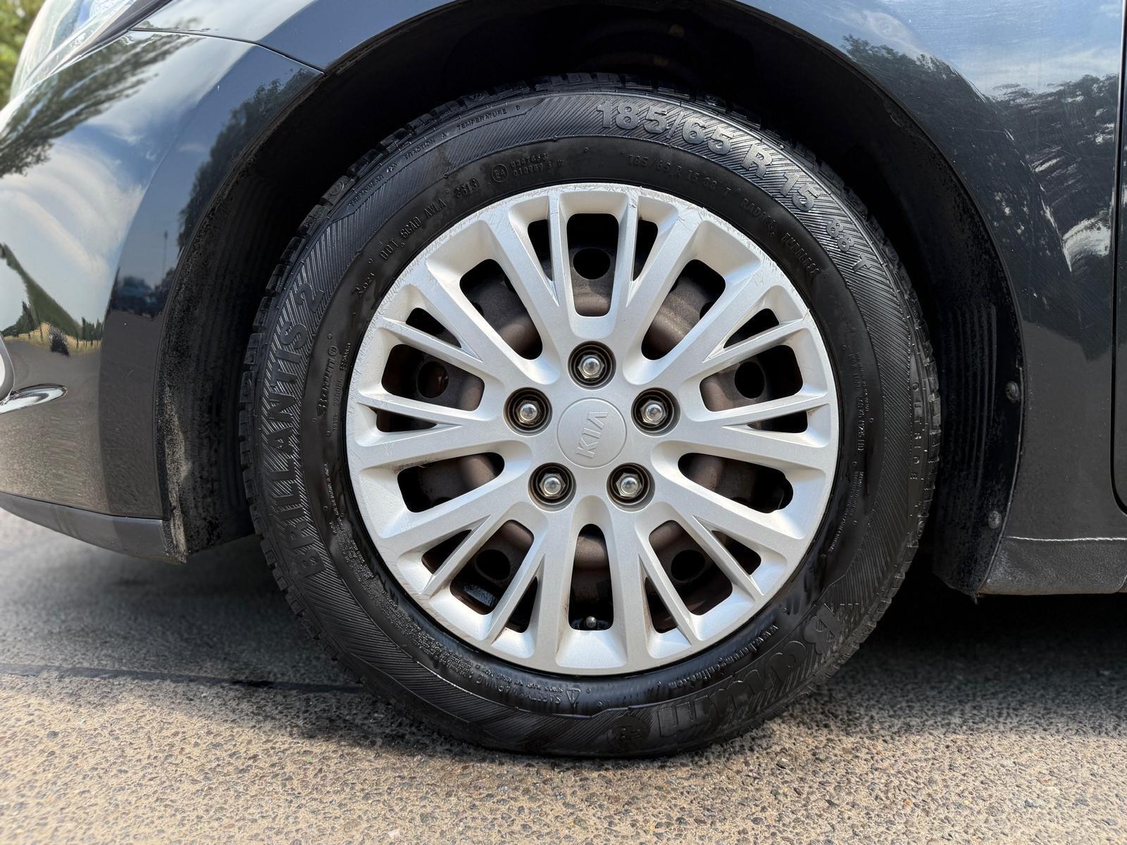 Kia Ceed view 39