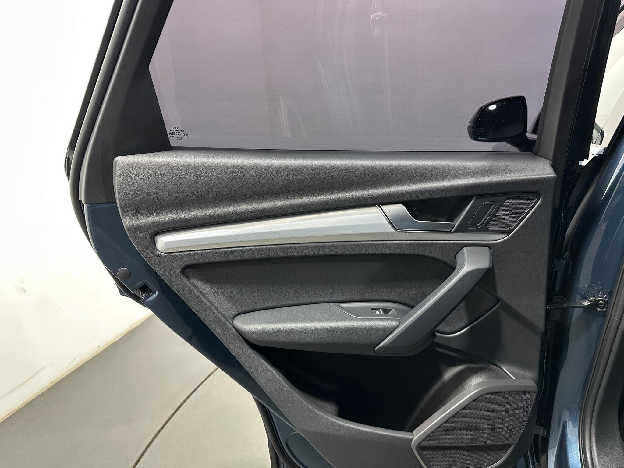 Audi Q5 view 41
