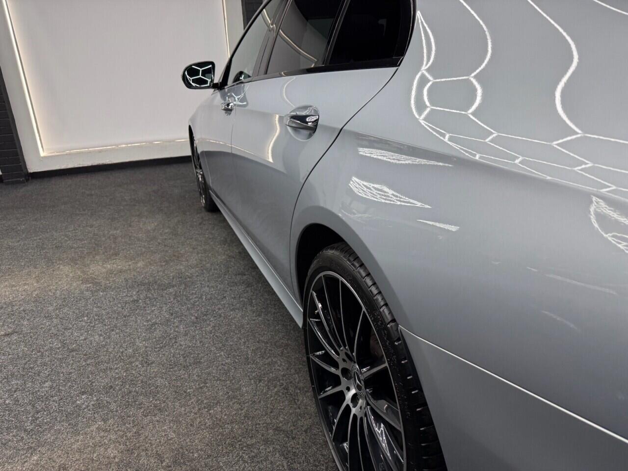 Mercedes-Benz E-Class view 7