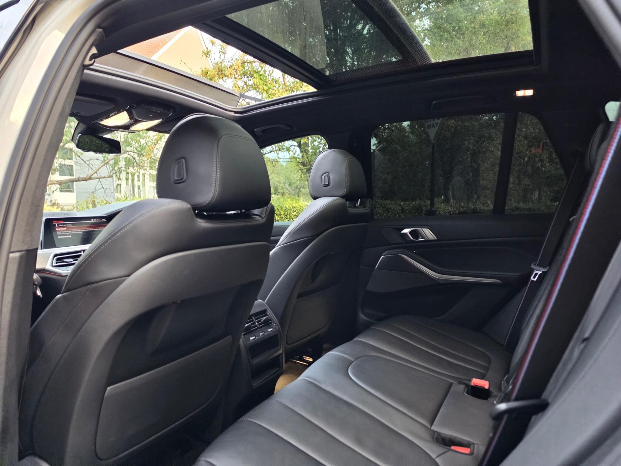 BMW X5 view 12