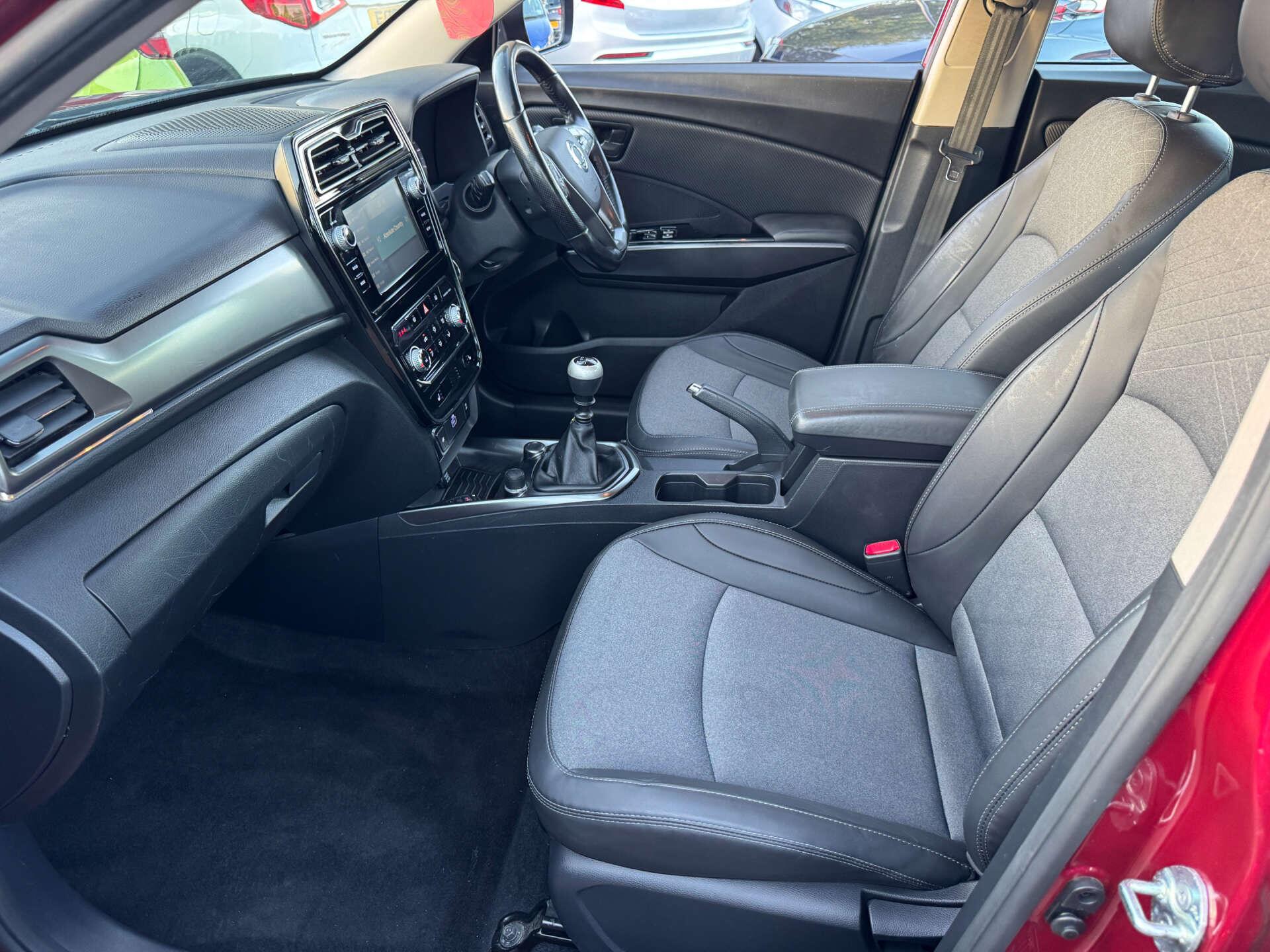 KGM Tivoli view 29