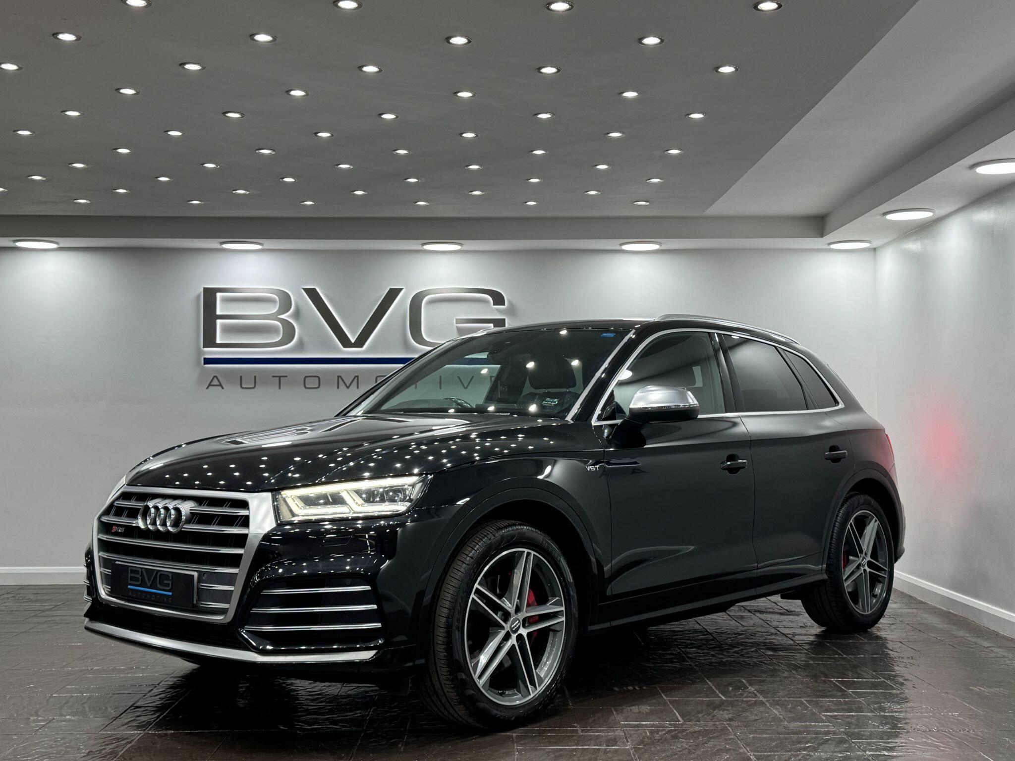 Audi SQ5 view 5